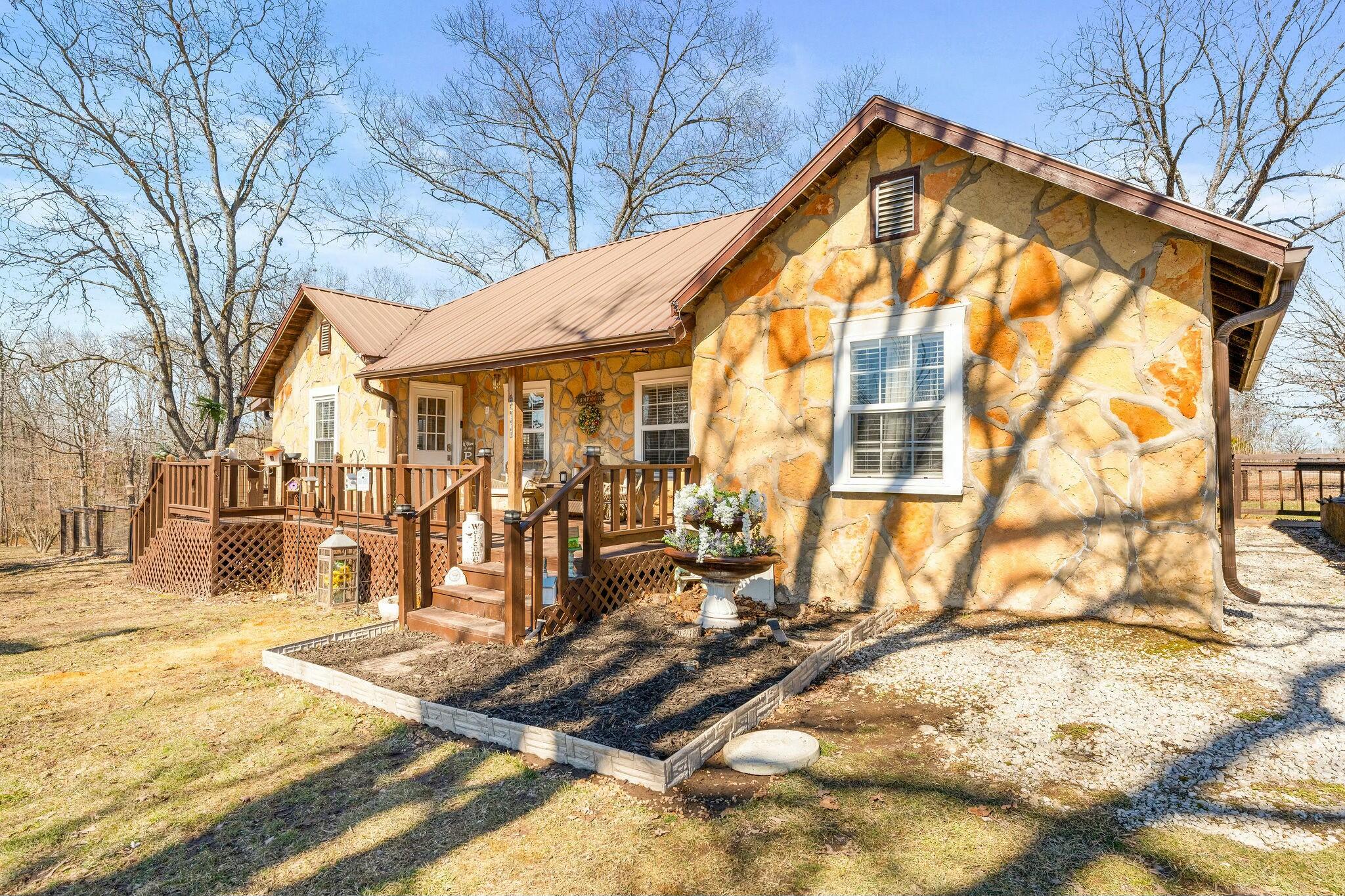 24880 State Hwy 413 Property Photo 4