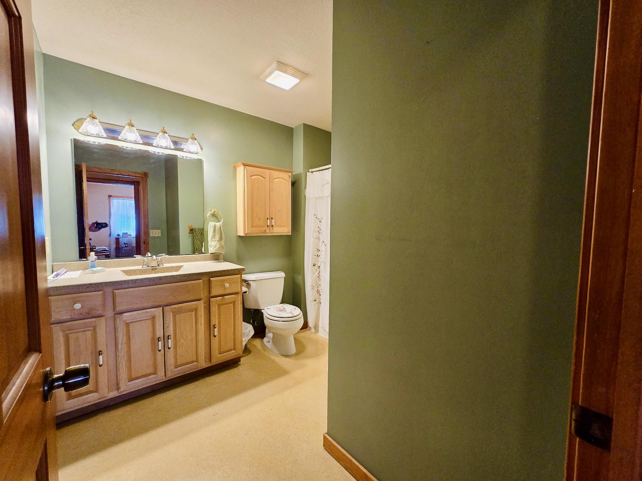 9417 North Highway 63 Property Photo 13