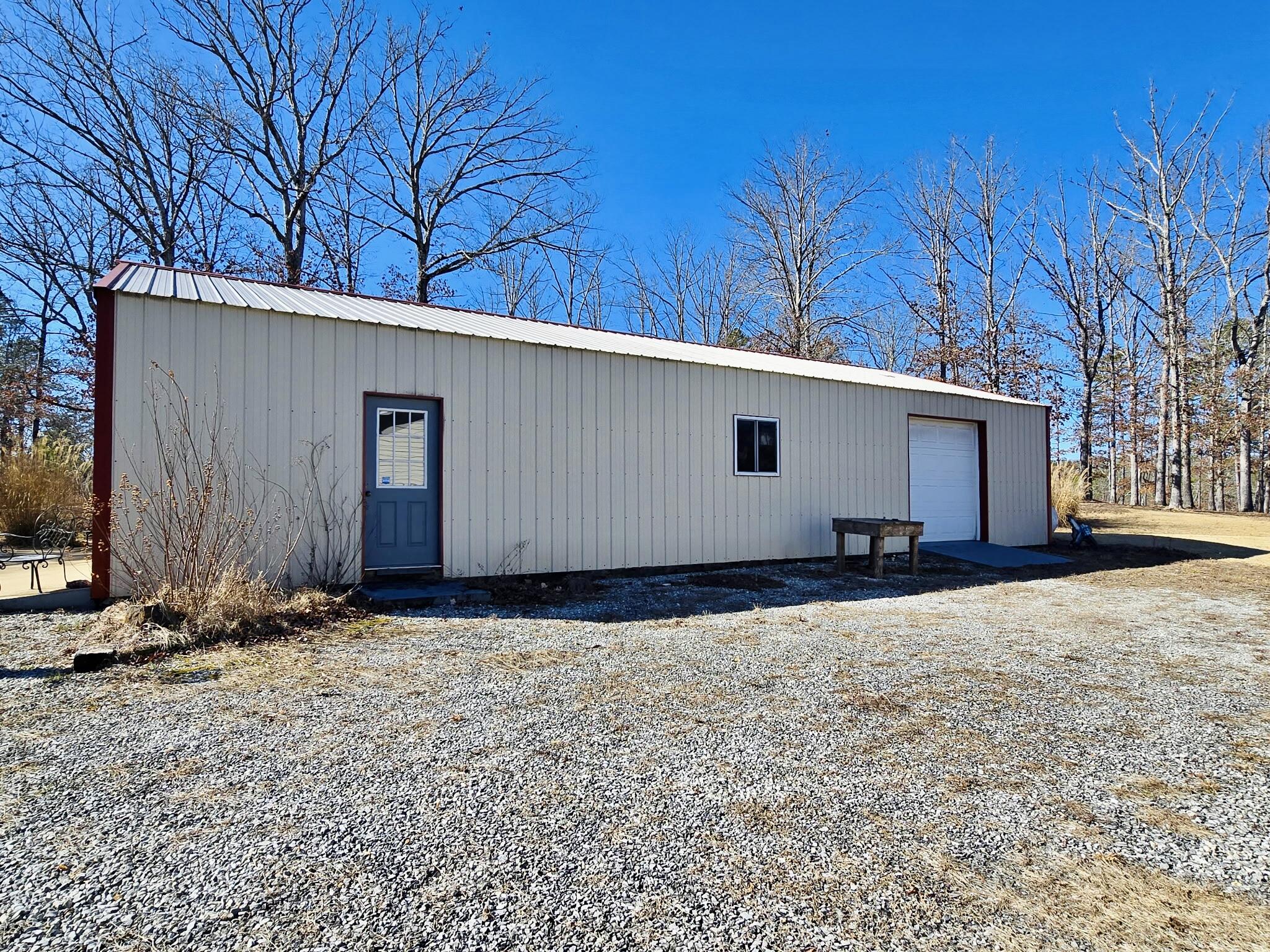 9417 North Highway 63 Property Photo 19