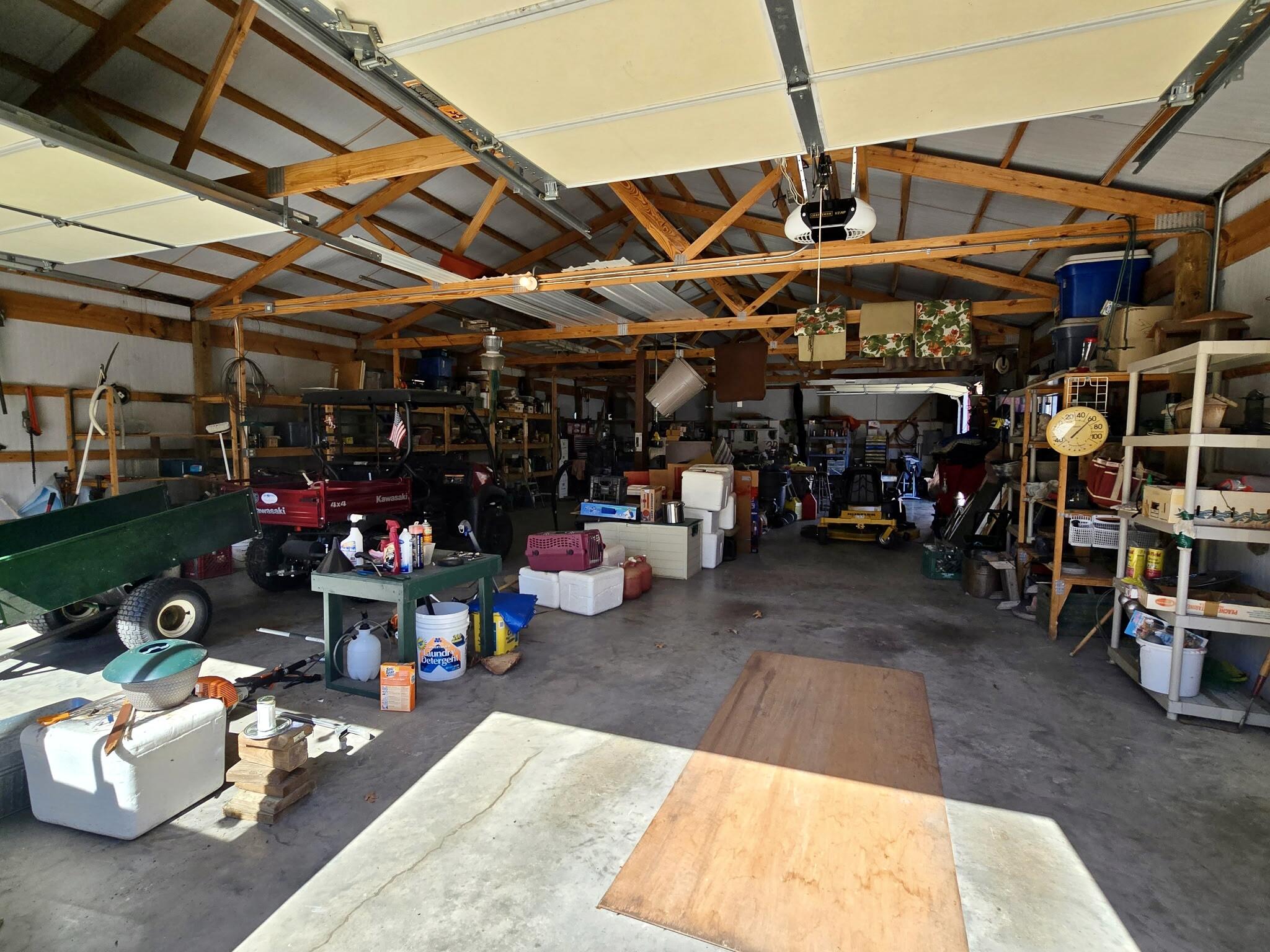 9417 North Highway 63 Property Photo 22