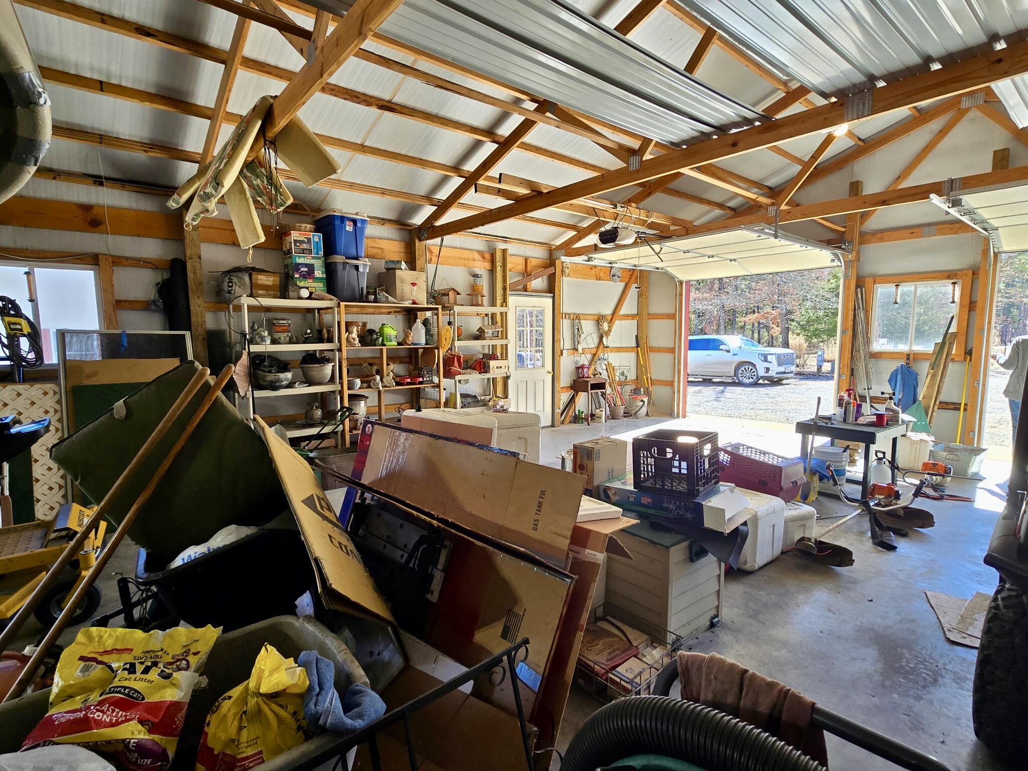 9417 North Highway 63 Property Photo 24