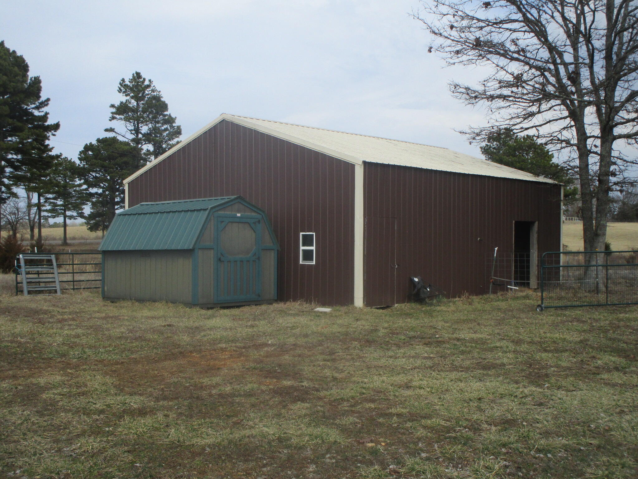 21724 State Route Z Property Photo 2