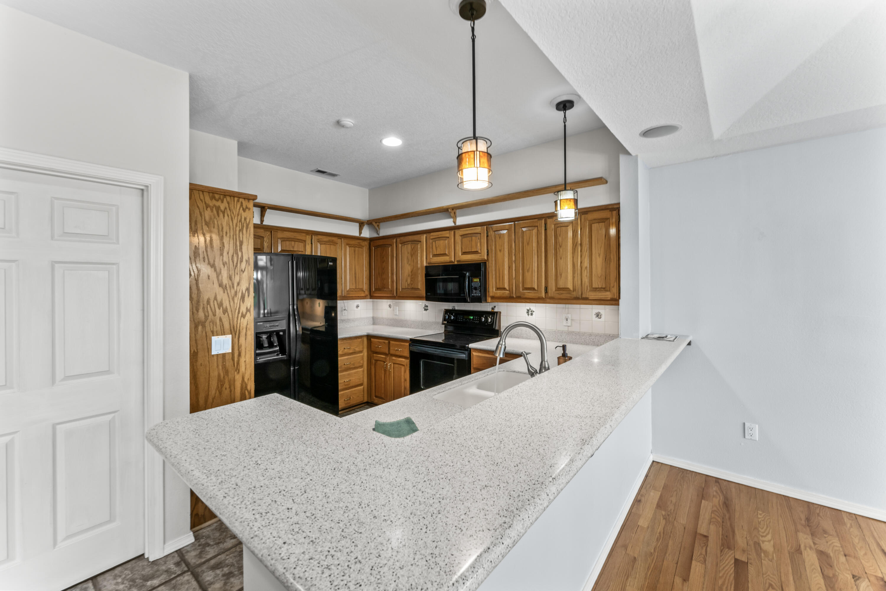 1701 Cedar Ridge Way Property Photo 7