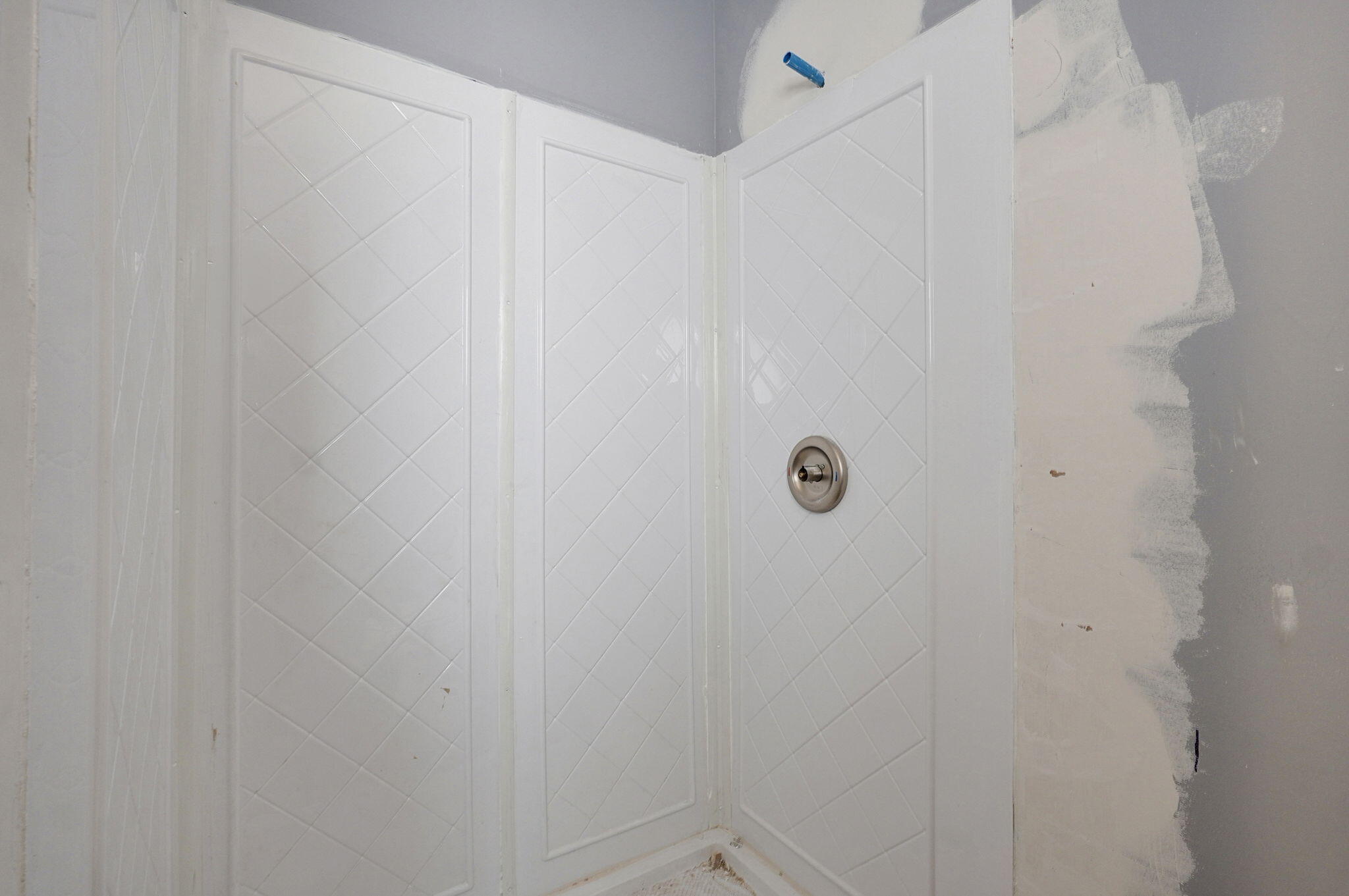 1381 East Division Street Property Photo 17