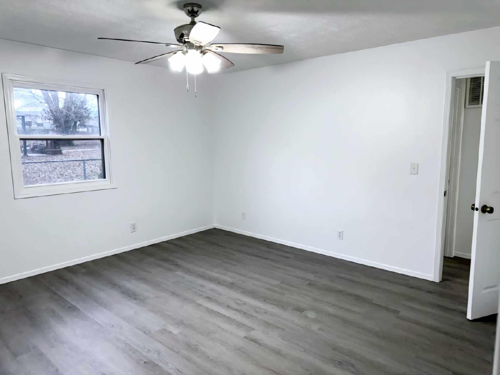 2004 Acacia Club Road Property Photo 13