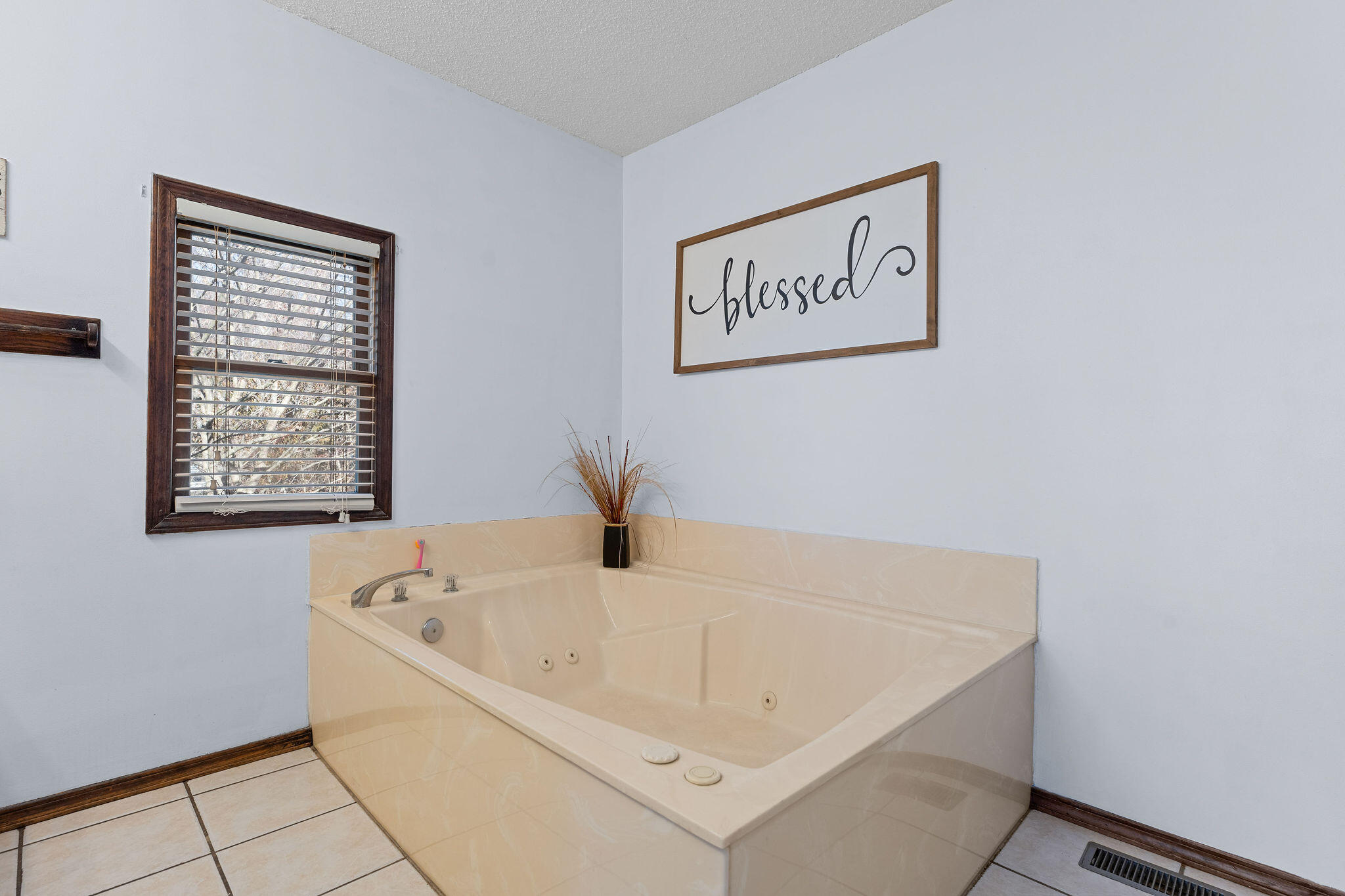 45 James View Road Property Photo 32