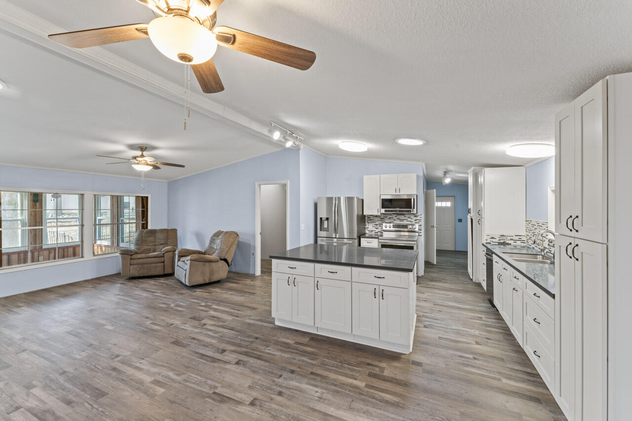 60 Belle Haven Property Photo 10
