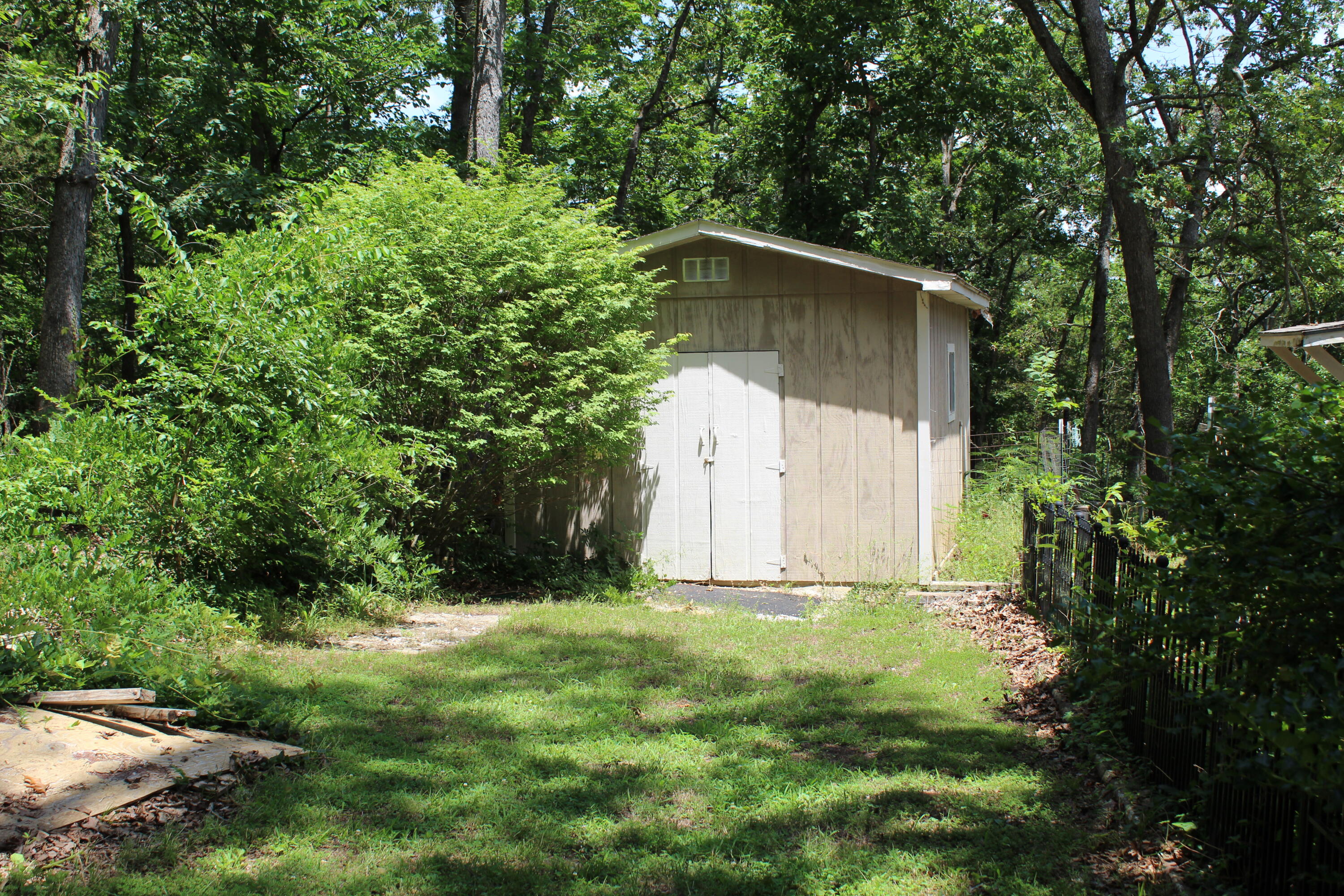 60 Belle Haven Property Photo 12