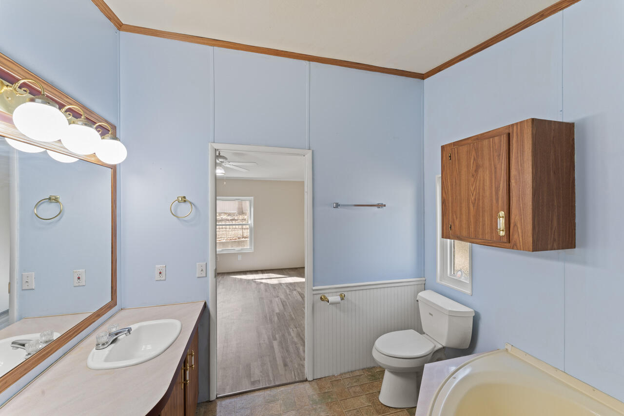 60 Belle Haven Property Photo 16