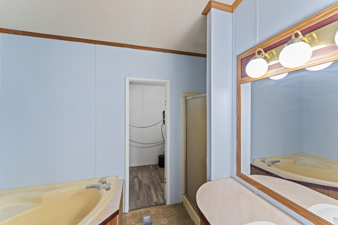 60 Belle Haven Property Photo 17