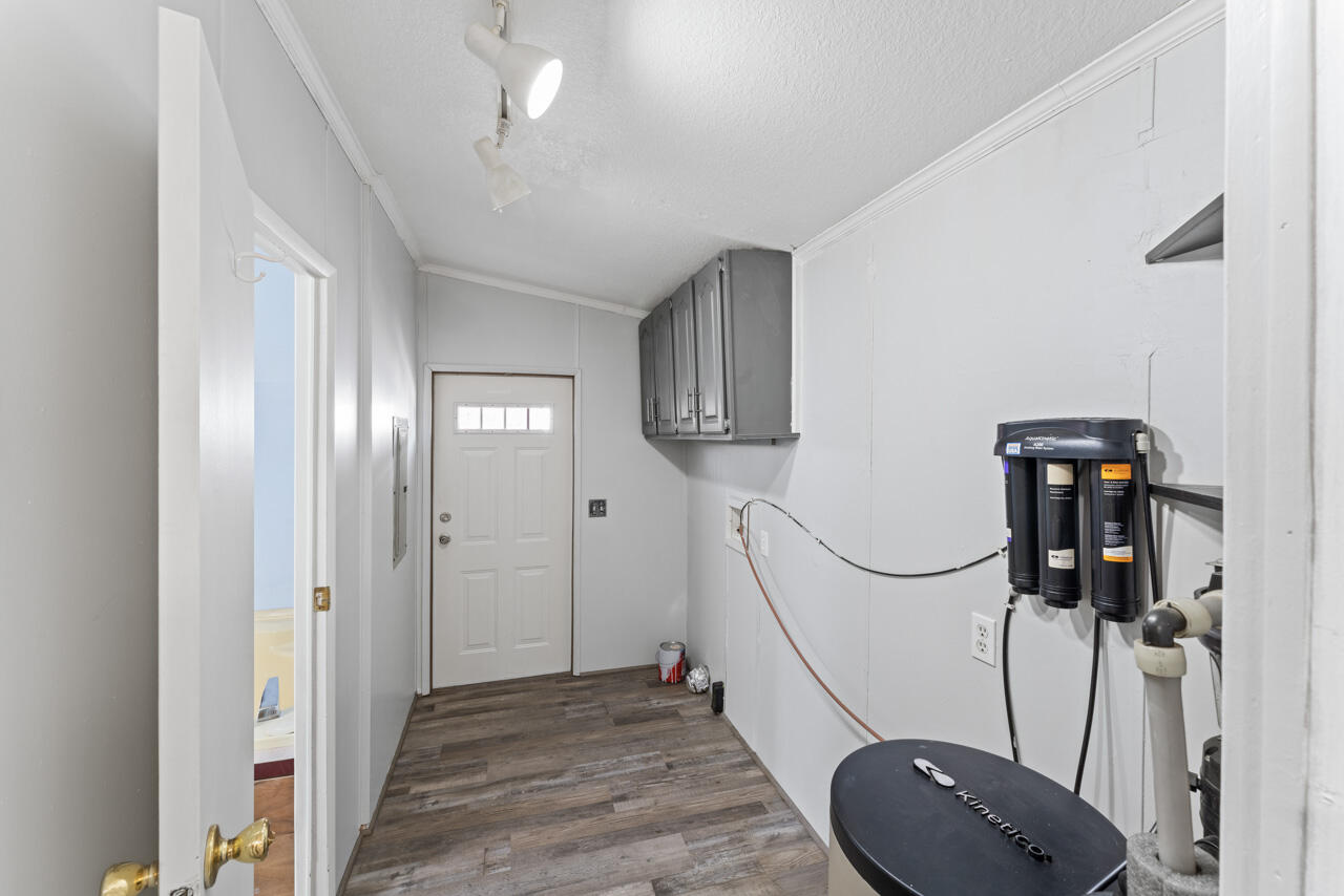 60 Belle Haven Property Photo 28