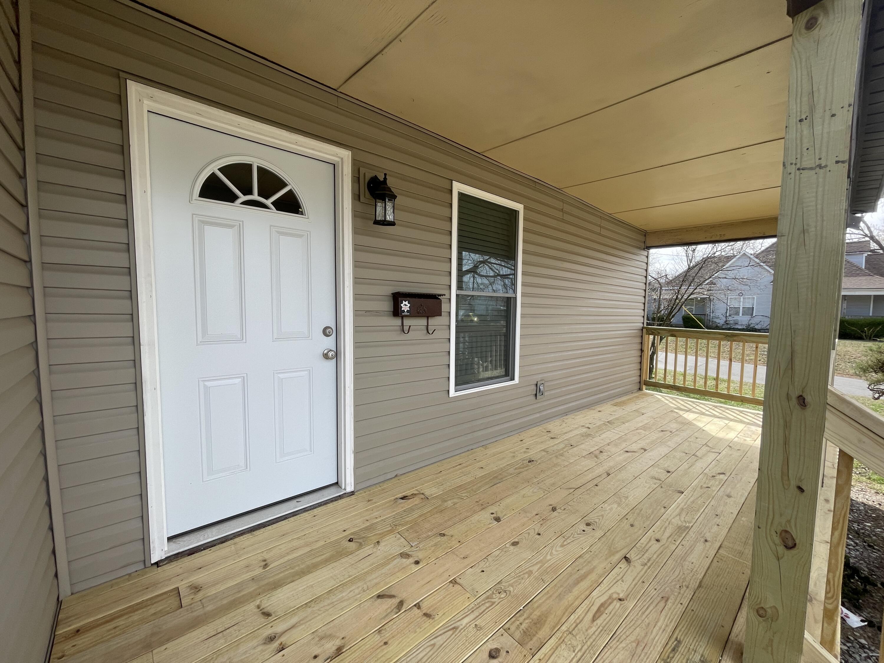 1202 North National Avenue Property Photo 4