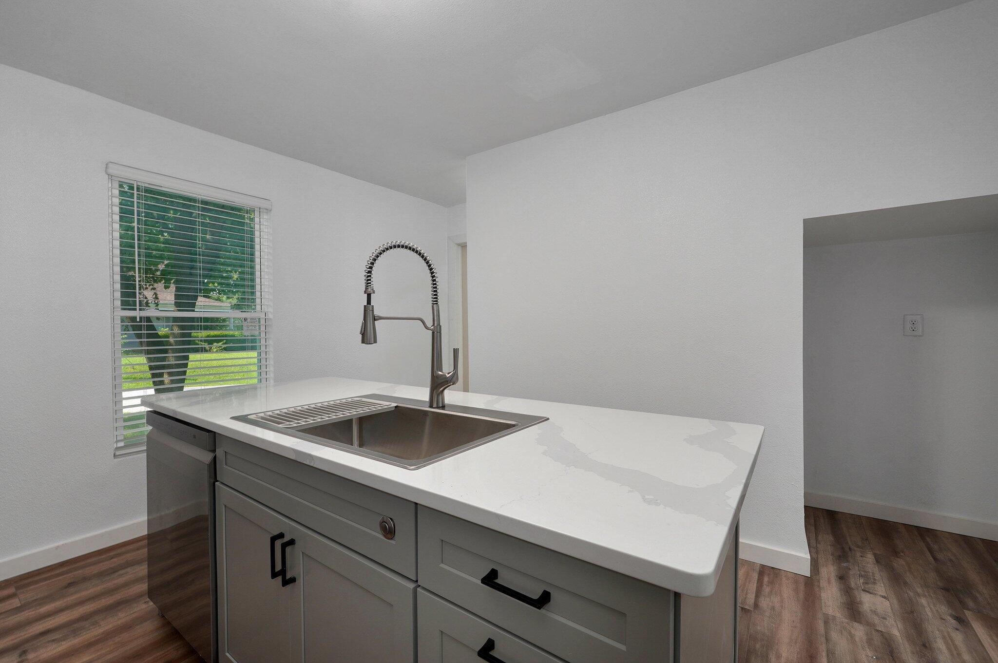 1202 North National Avenue Property Photo 19