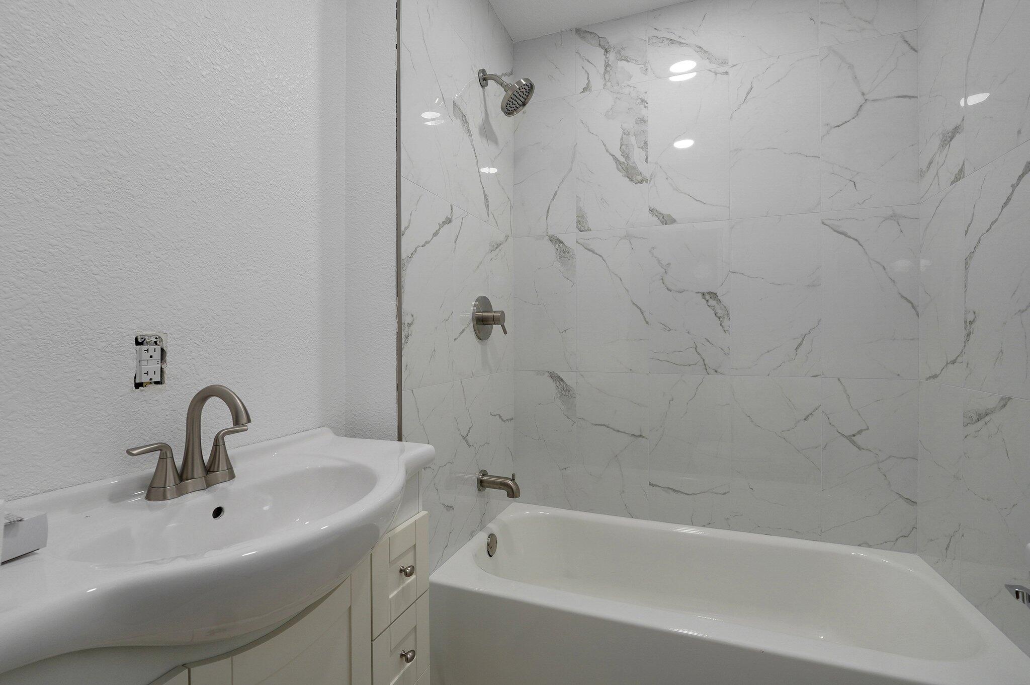 1202 North National Avenue Property Photo 22