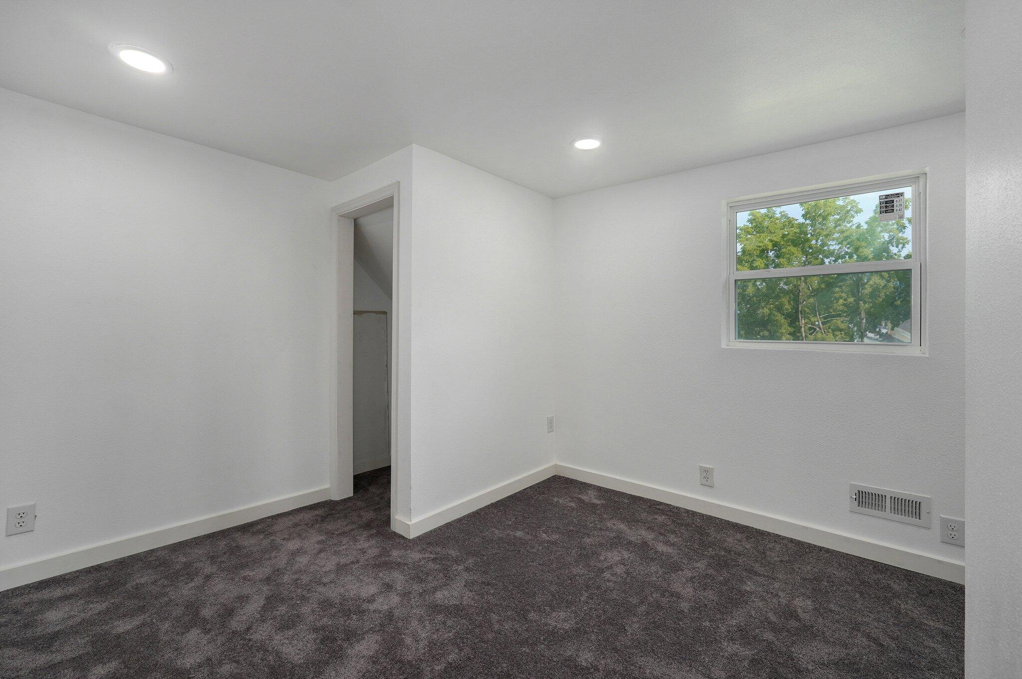 1202 North National Avenue Property Photo 27
