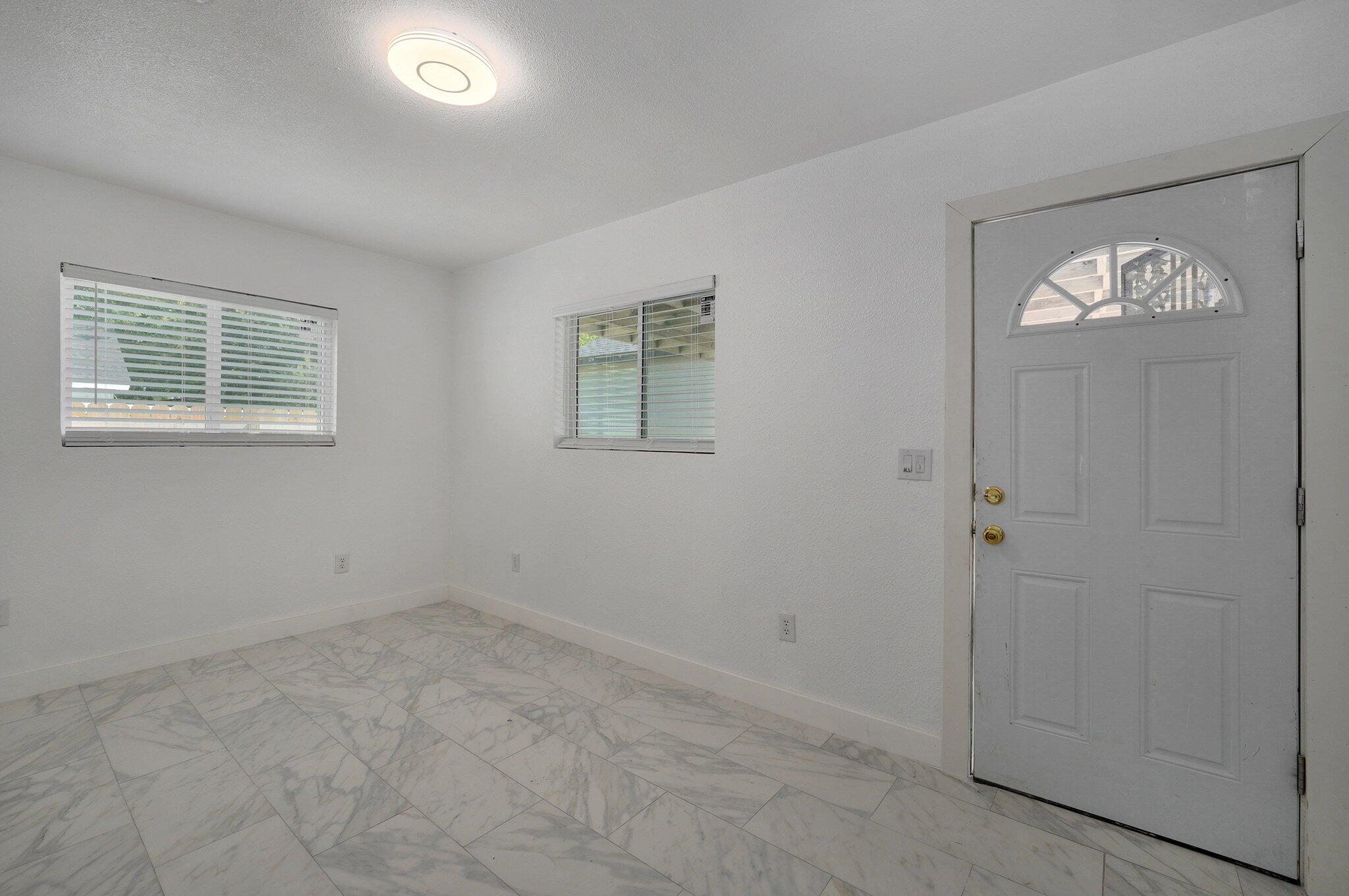 1202 North National Avenue Property Photo 29