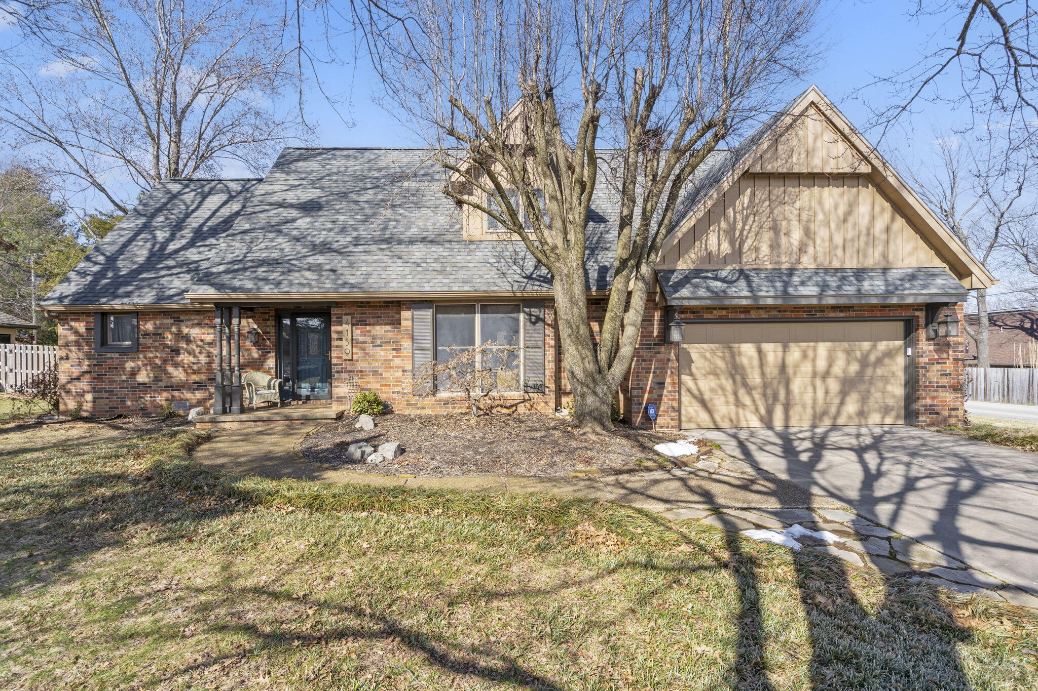 Oak Knolls Real Estate Listings Main Image