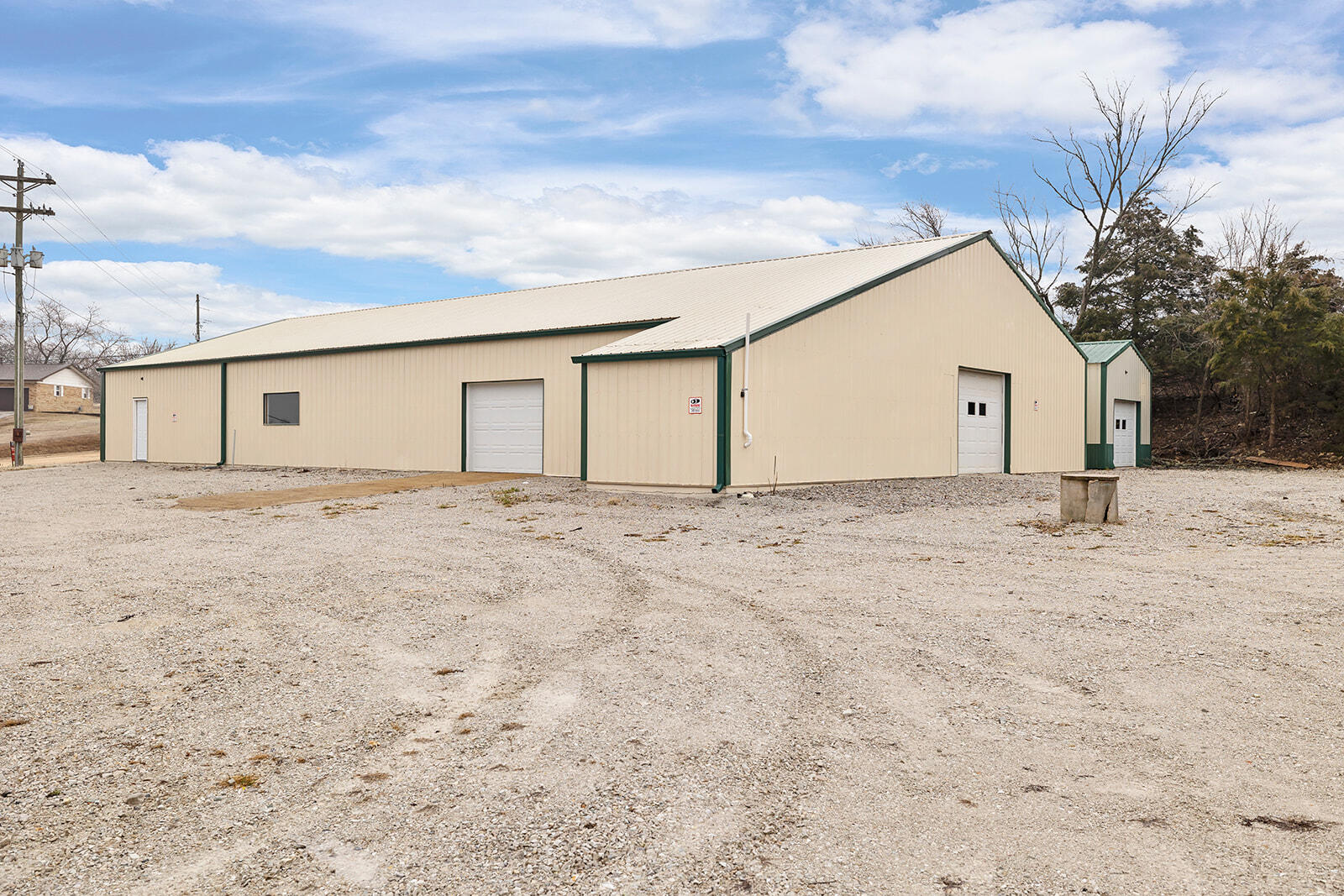 2184 Highway B Property Photo 1