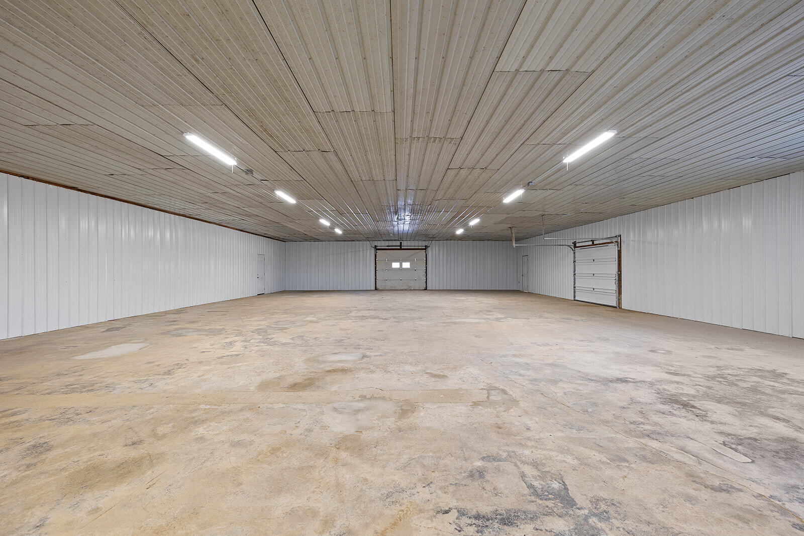 2184 Highway B Property Photo 6