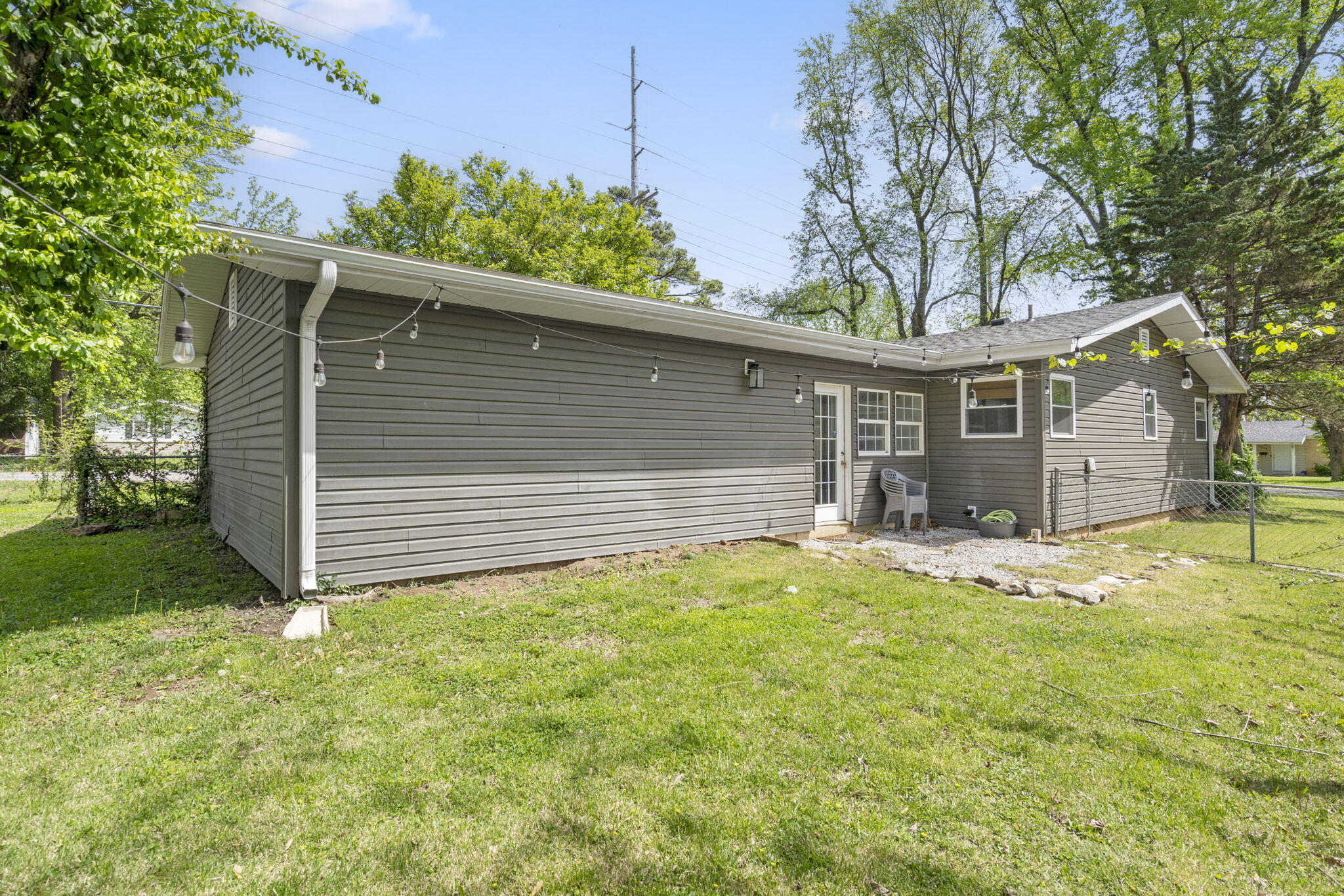 2207 South Florence Avenue Property Photo 21