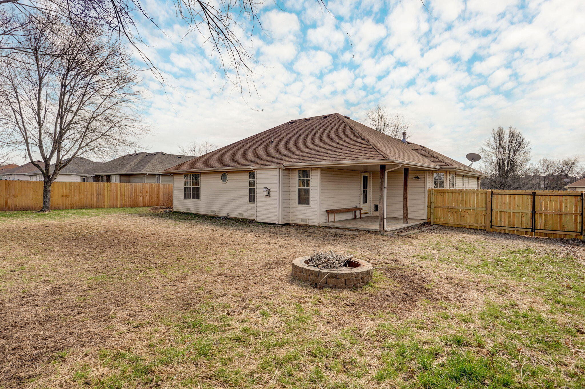 509 Pine Street Property Photo 23