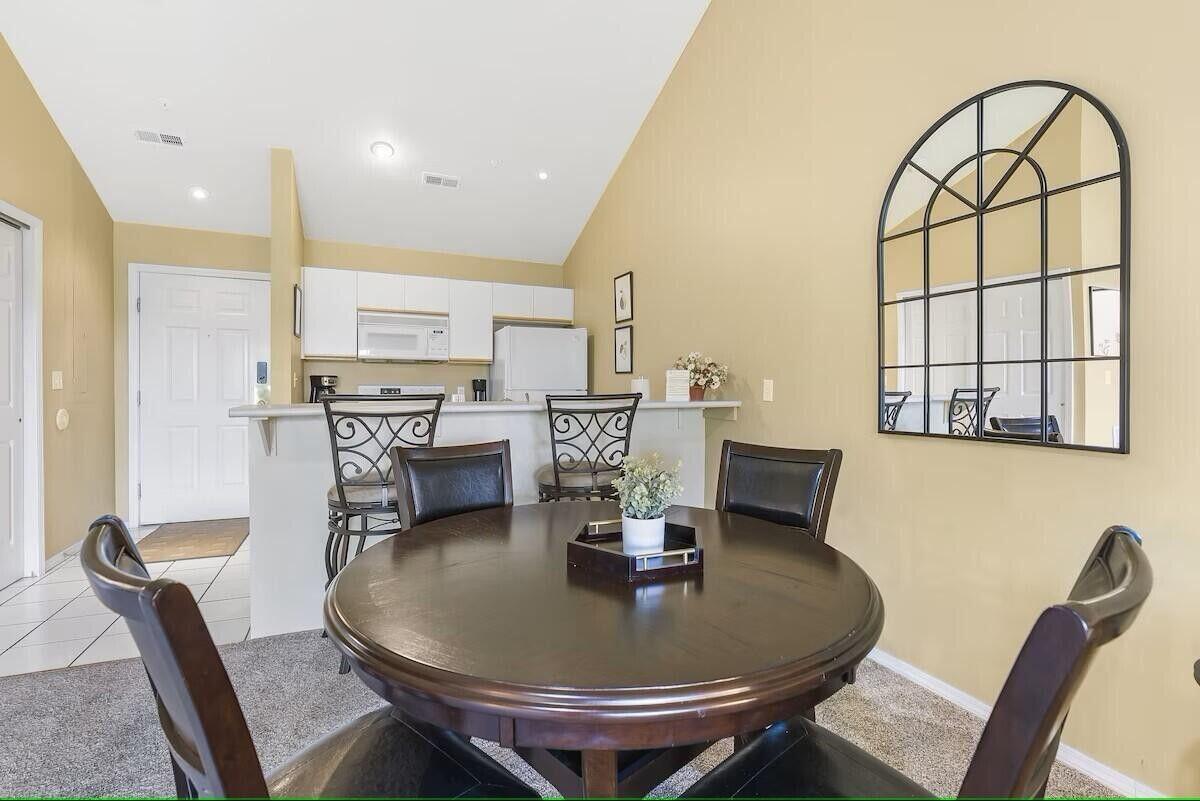 120 Spring Creek Court Property Photo 4