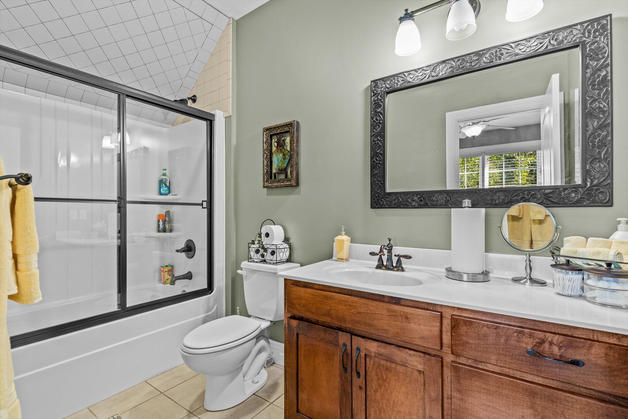 21194 Lawrence 2230 Property Photo 63