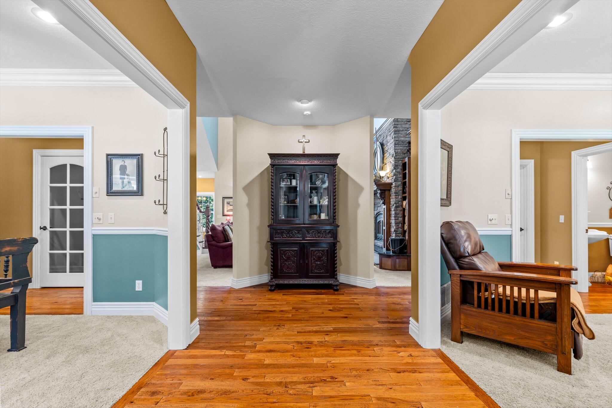 21194 Lawrence 2230 Property Photo 15