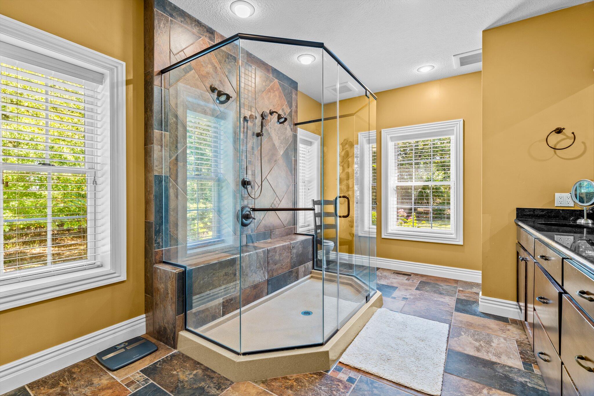 21194 Lawrence 2230 Property Photo 48
