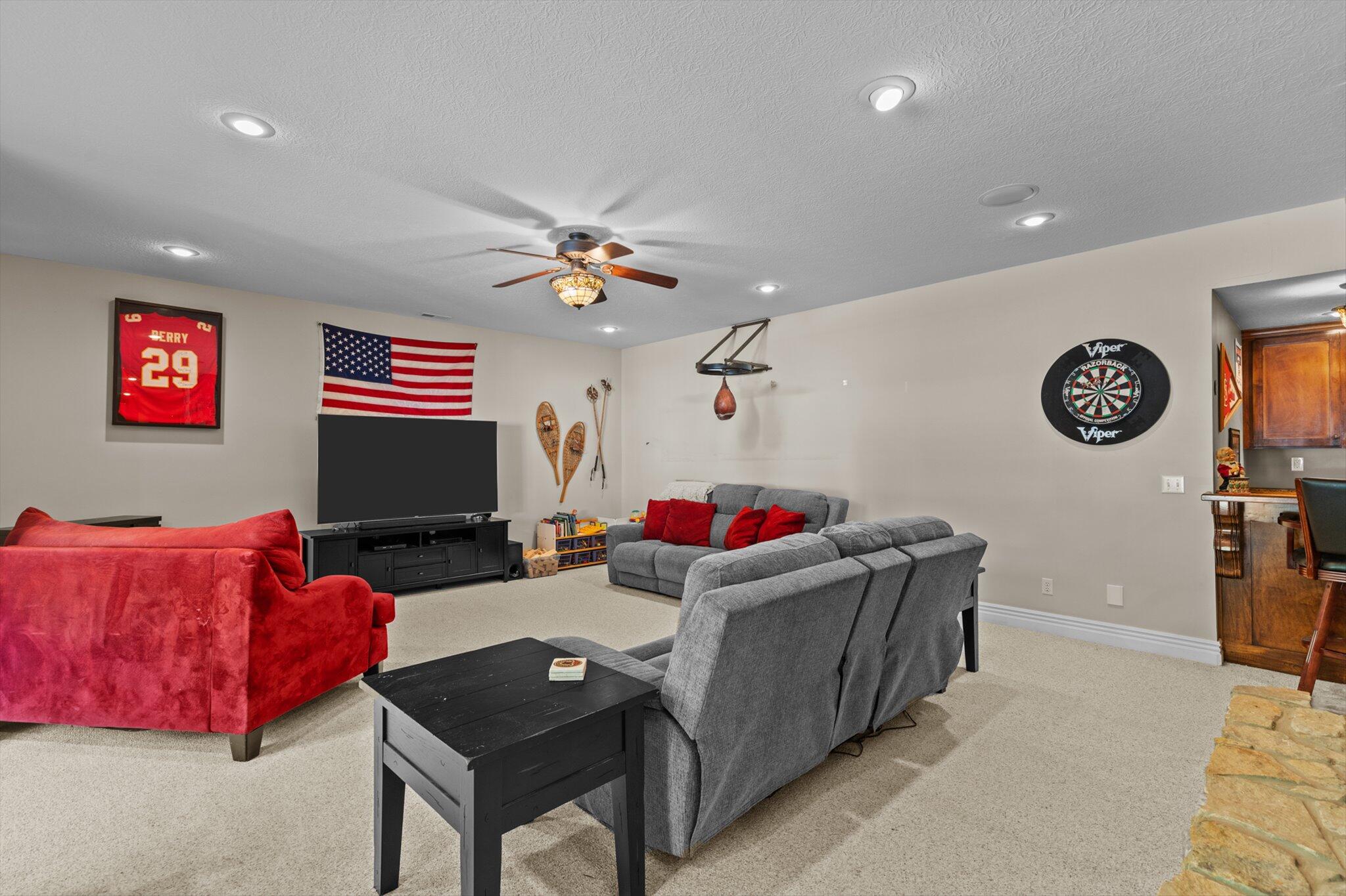 21194 Lawrence 2230 Property Photo 79
