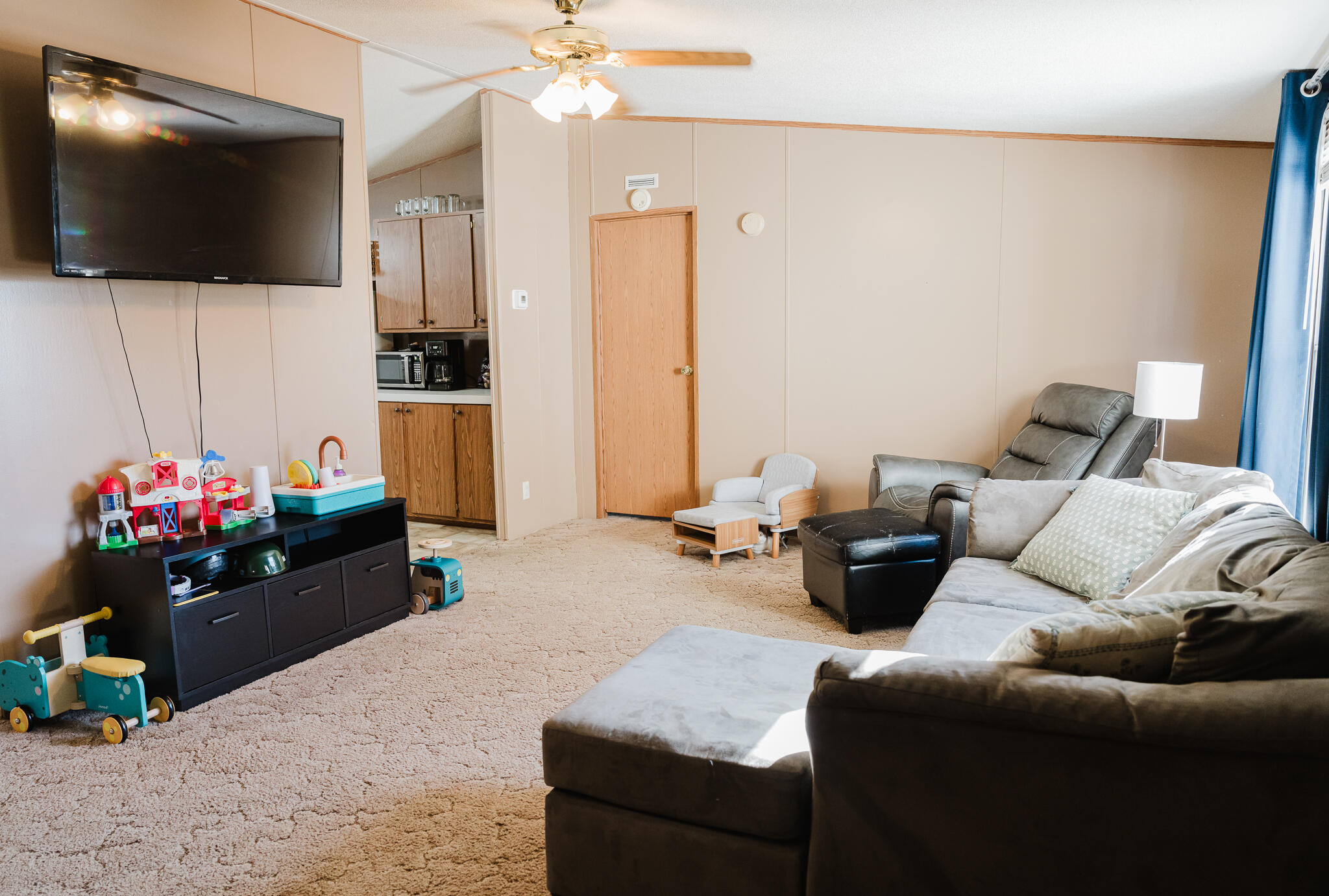 21228 Lawrence 2230 Property Photo 6