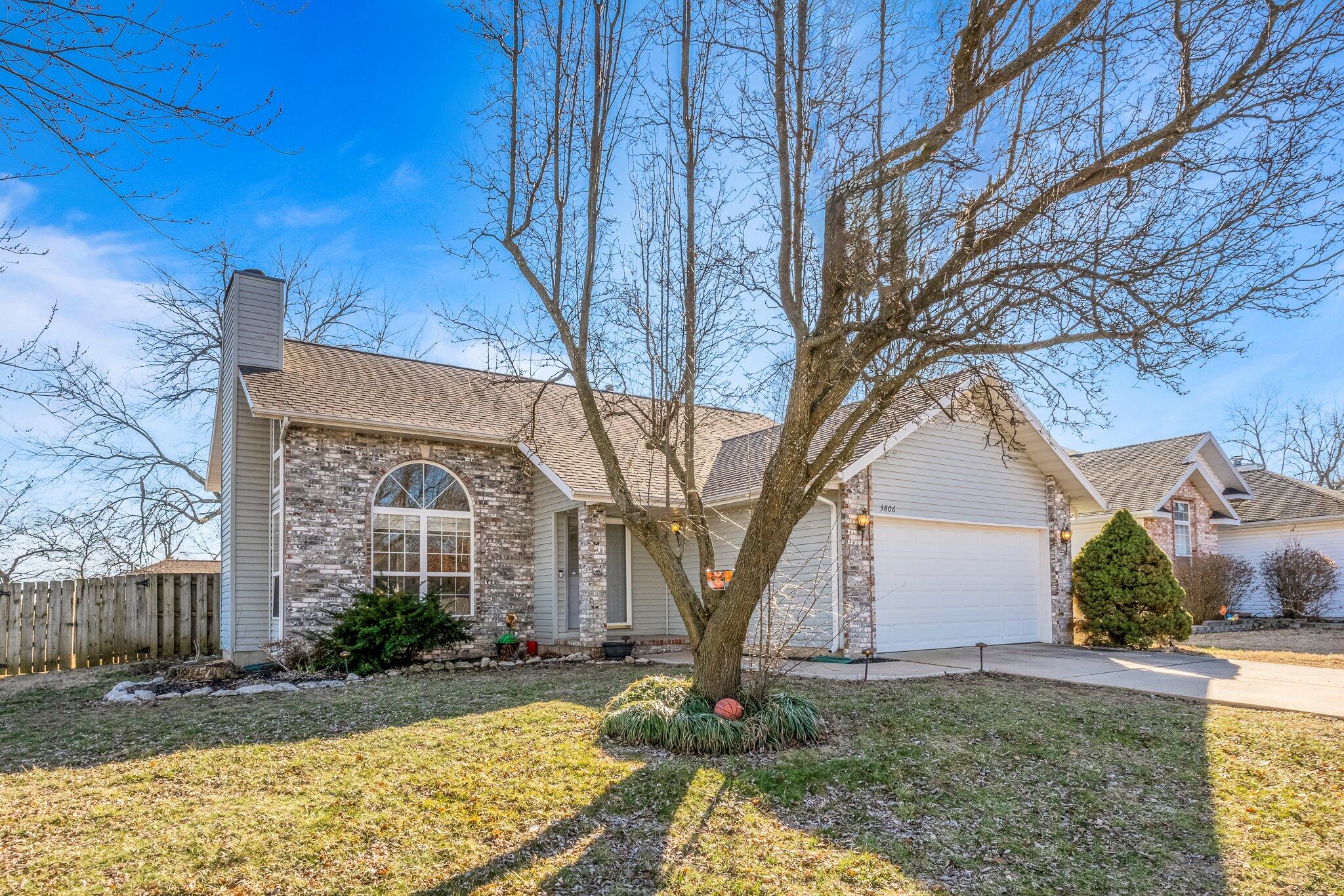 3806 West Jordan Street Property Photo 2