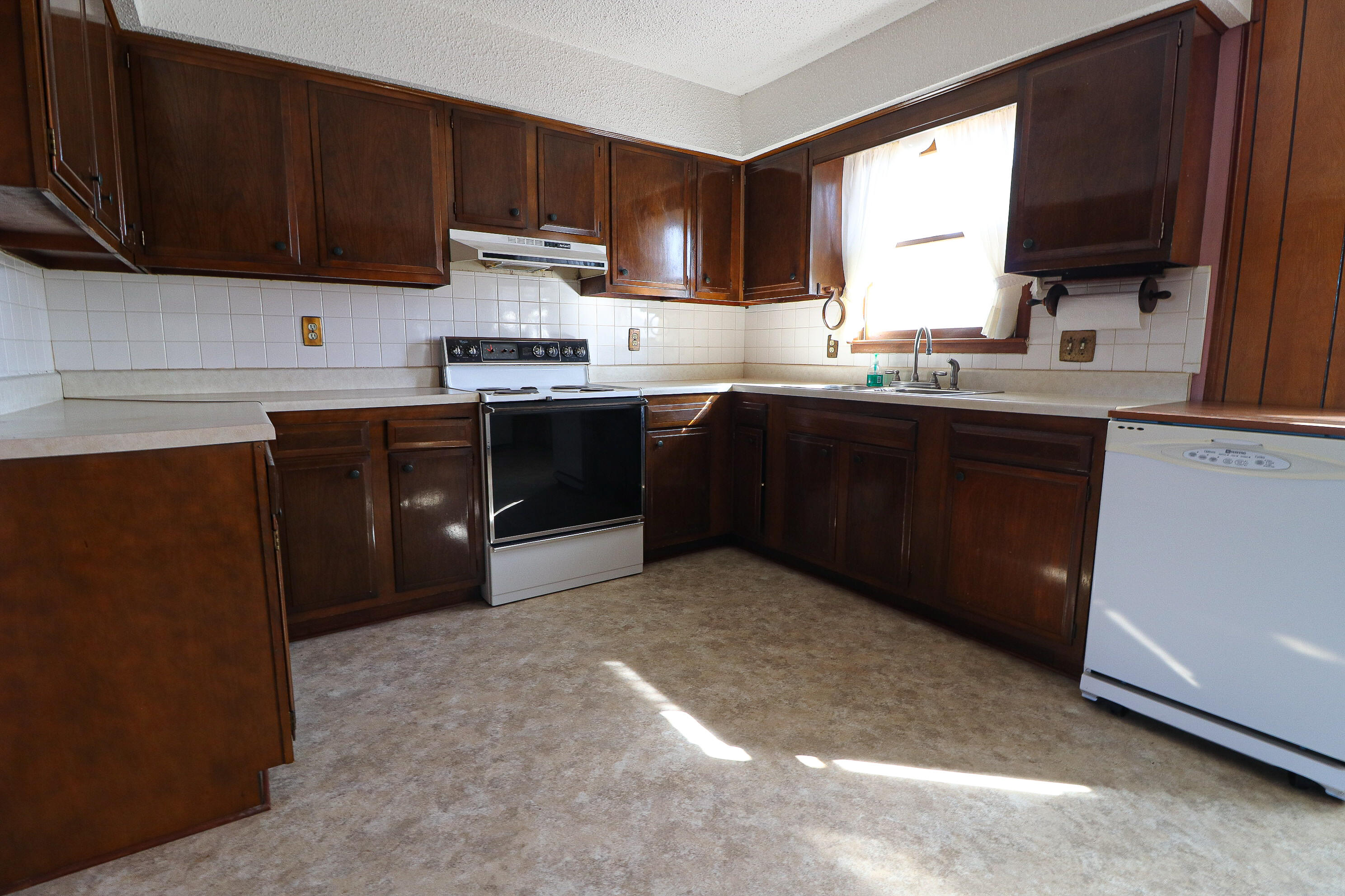 22 North Hunter Street Property Photo 11