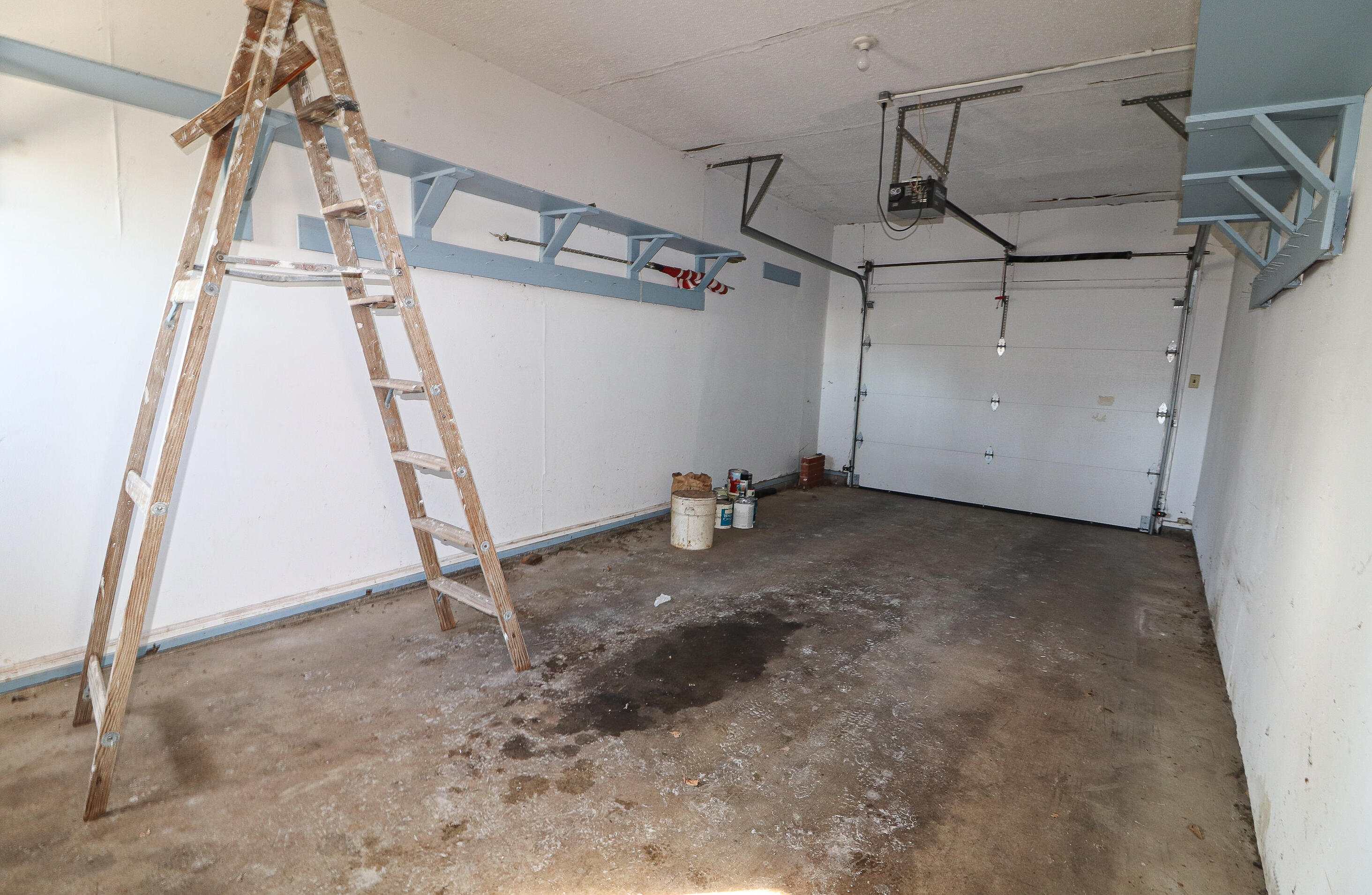 22 North Hunter Street Property Photo 15