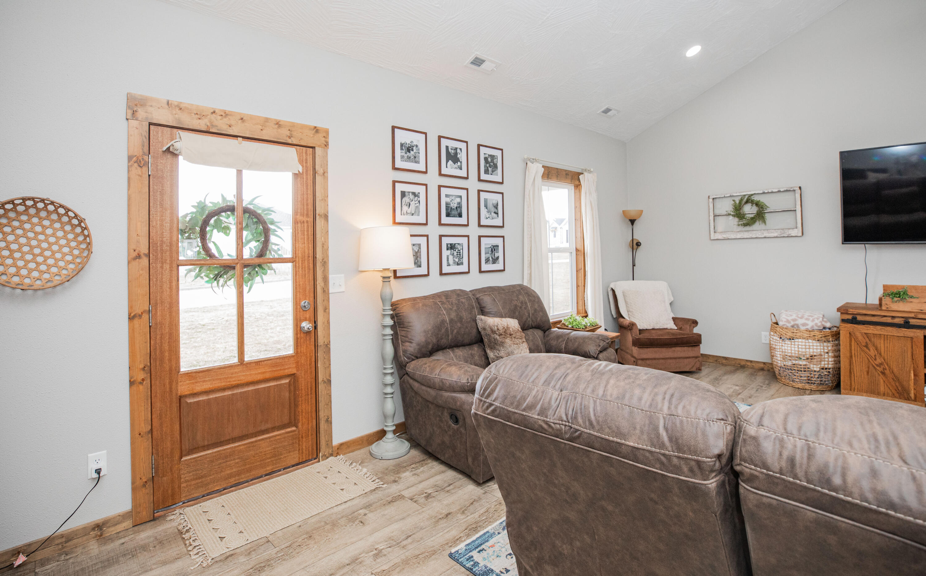 2315 South Sedona Court Property Photo 3