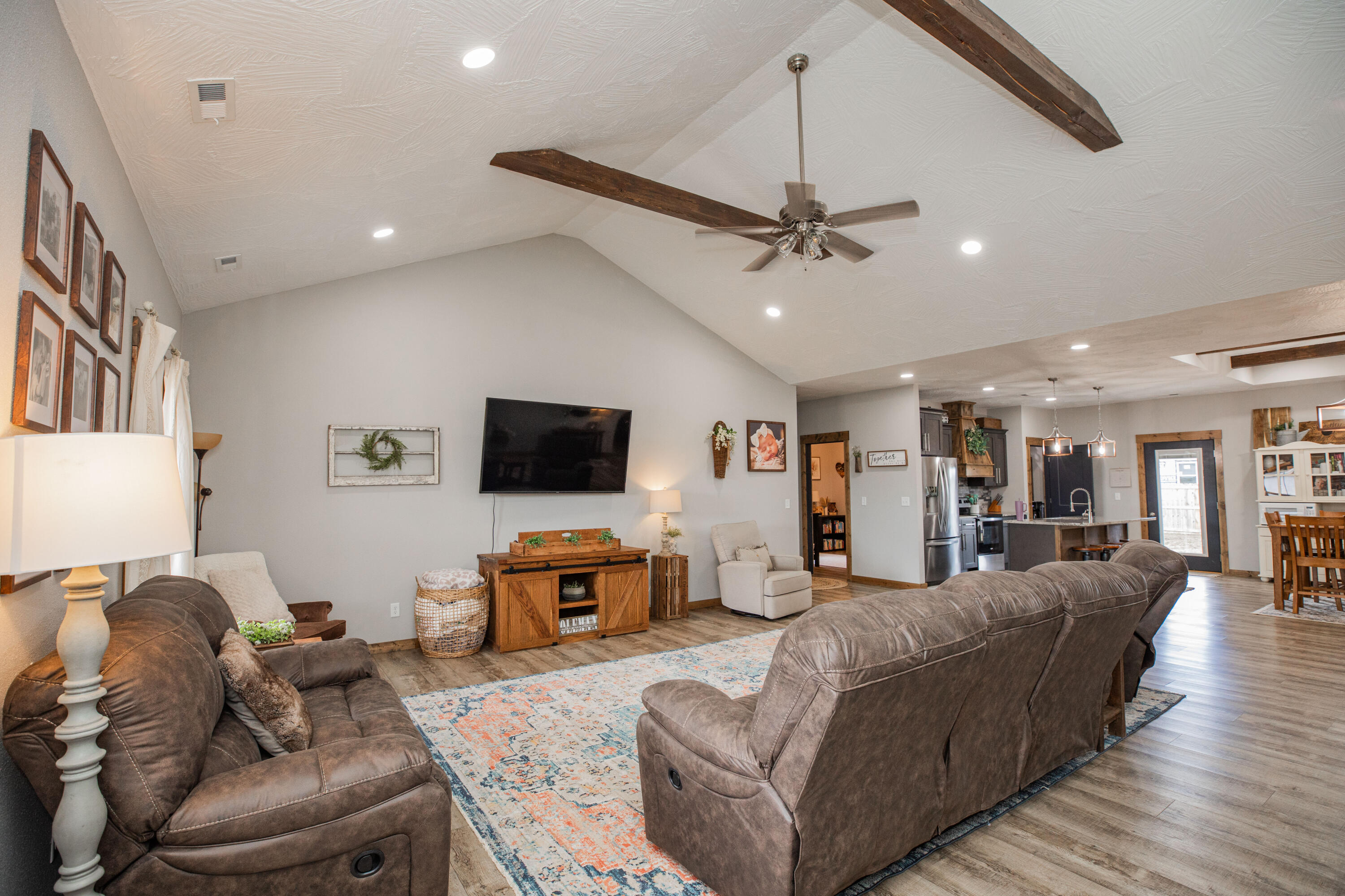 2315 South Sedona Court Property Photo 4
