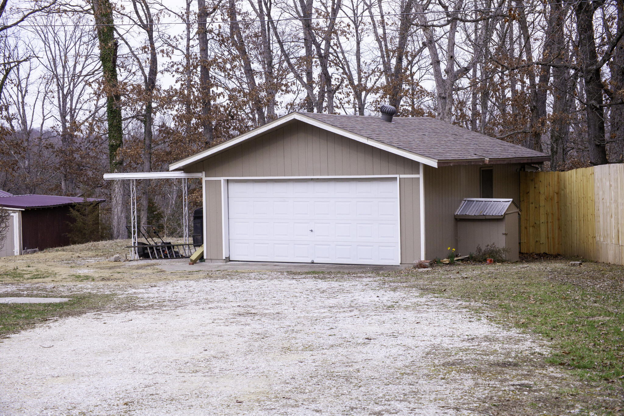 18045 South 1975th Road Property Photo 8