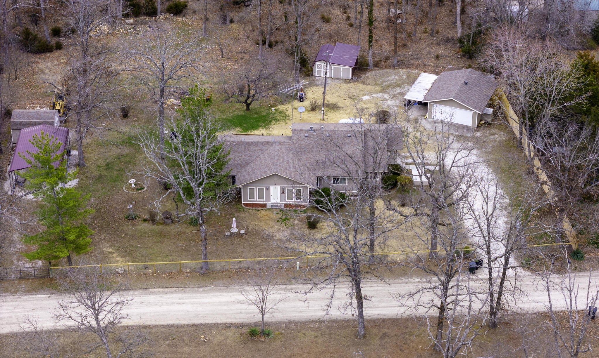 18045 South 1975th Road Property Photo 66