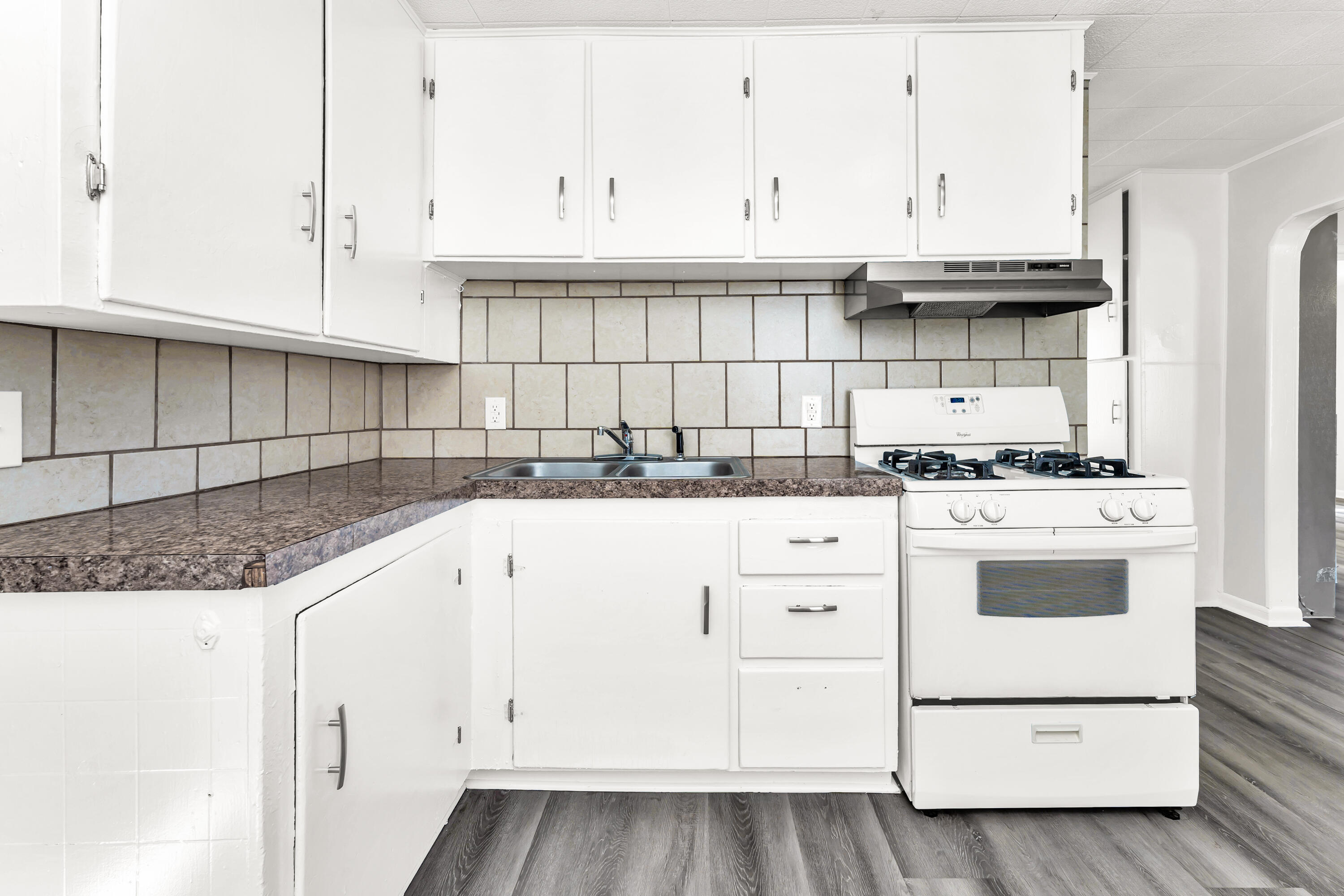 1706 West Thoman Street Property Photo 17