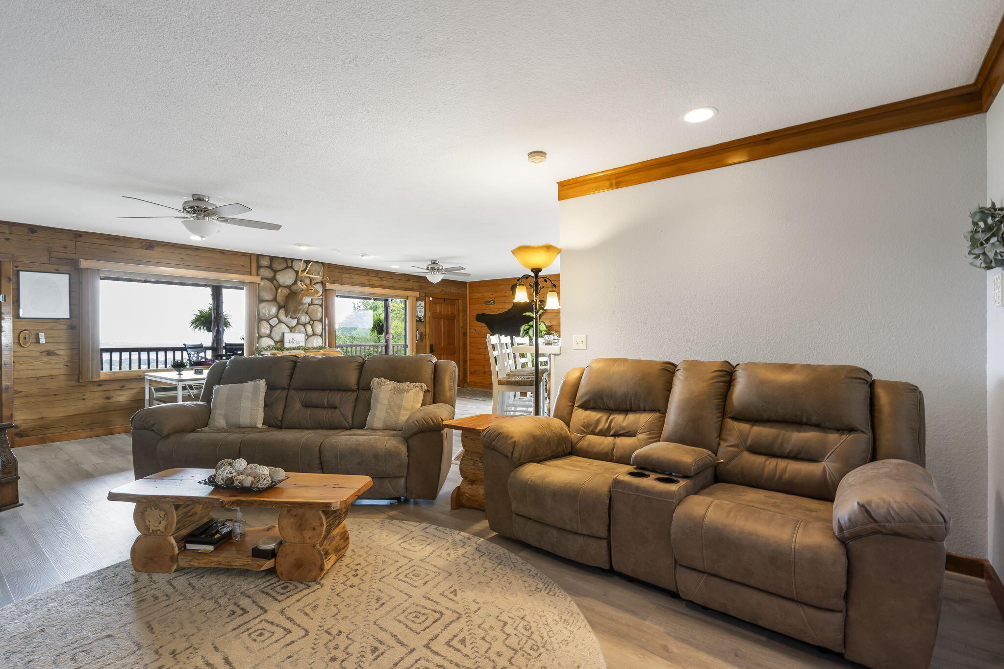 6089 State Hwy Dd Property Photo 11