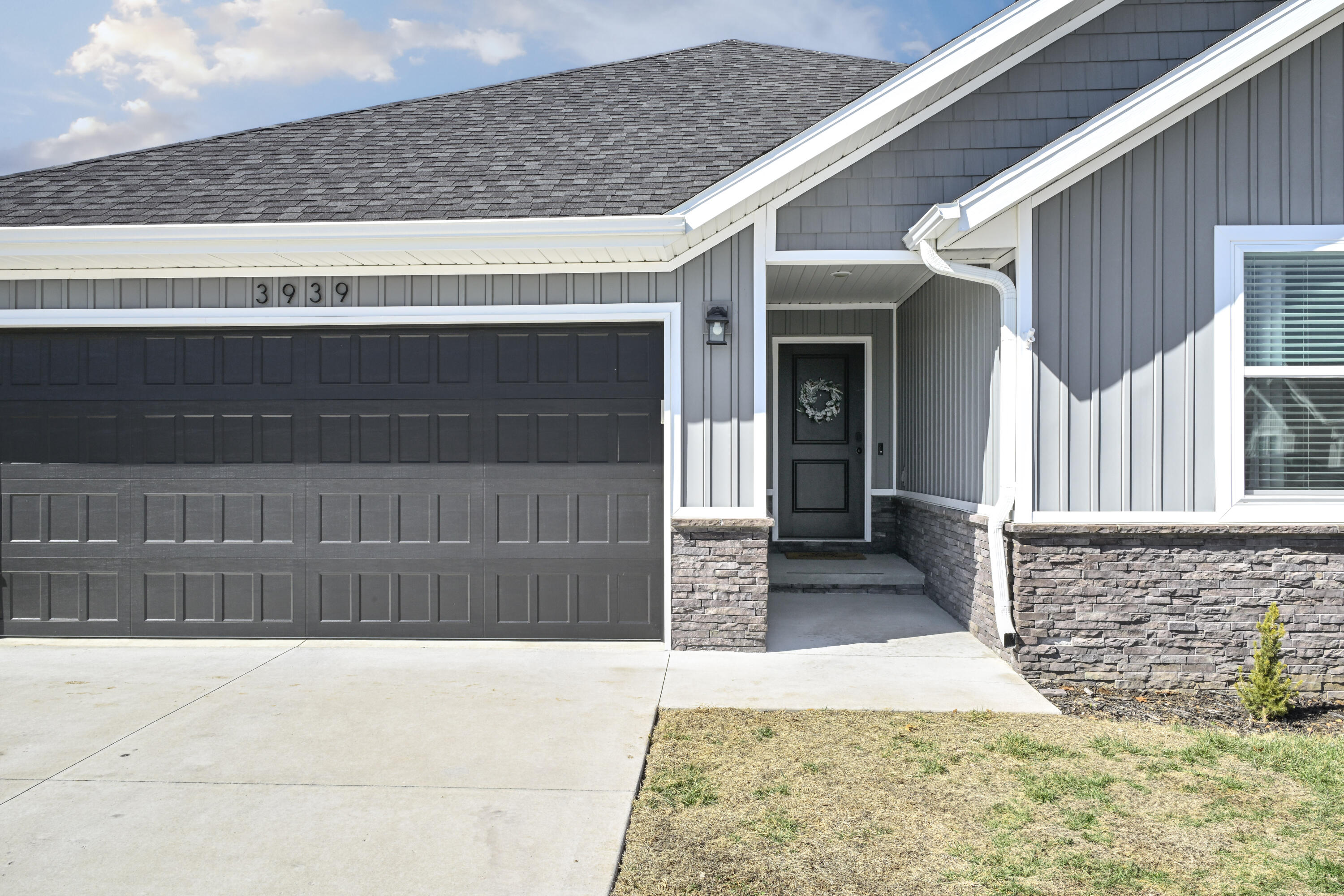 3939 North Spring Branch Court Property Photo 4
