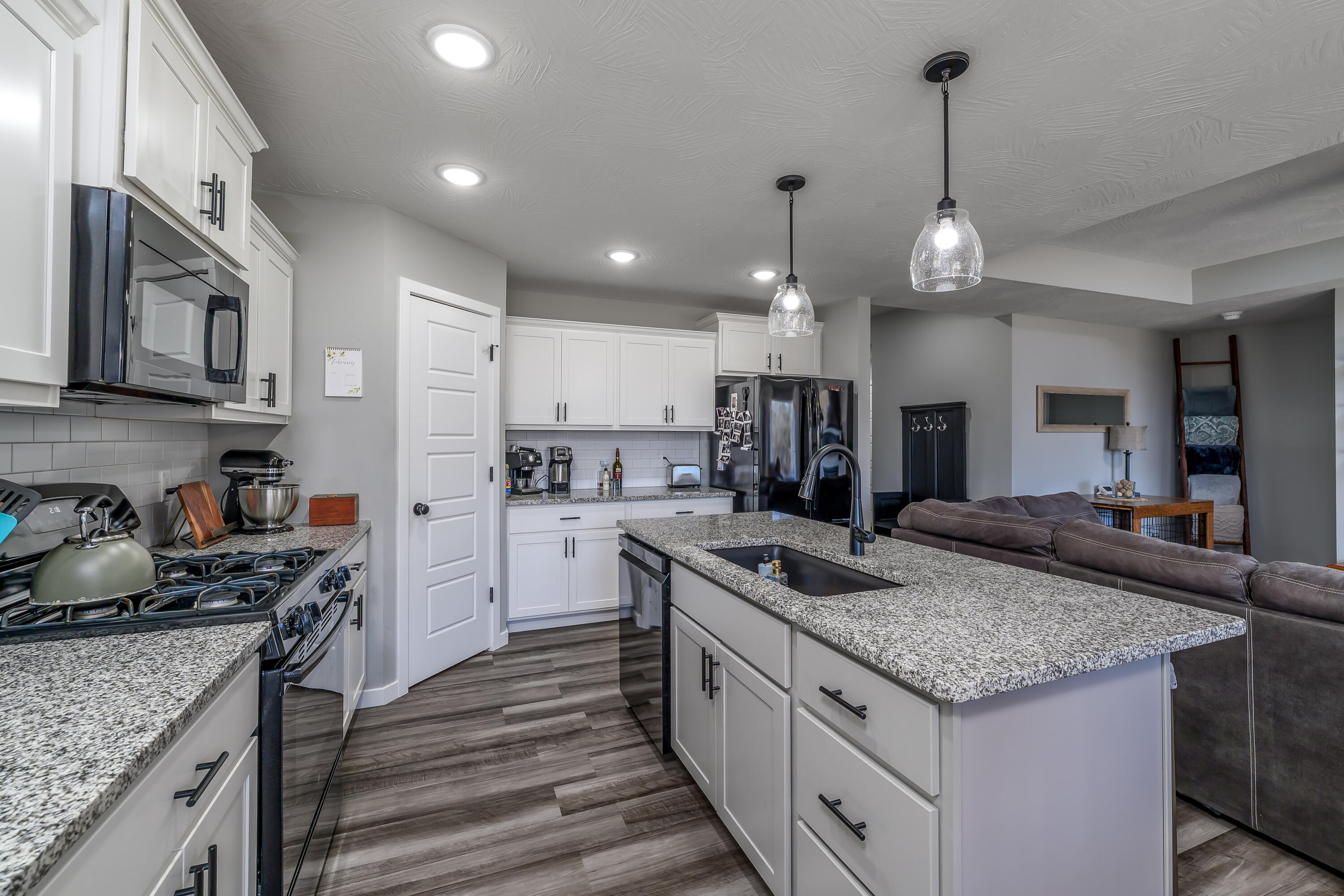 3939 North Spring Branch Court Property Photo 10