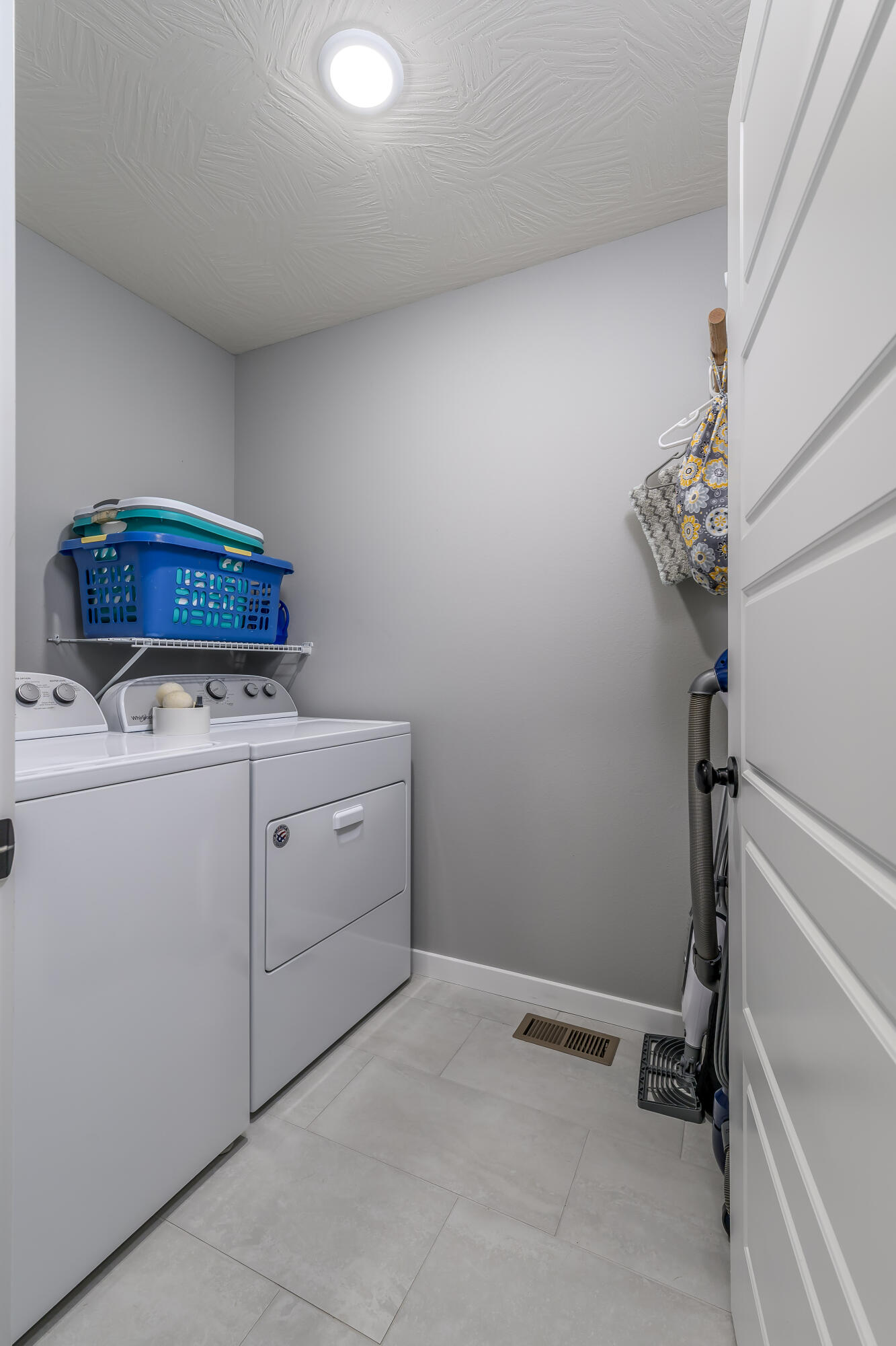 3939 North Spring Branch Court Property Photo 22