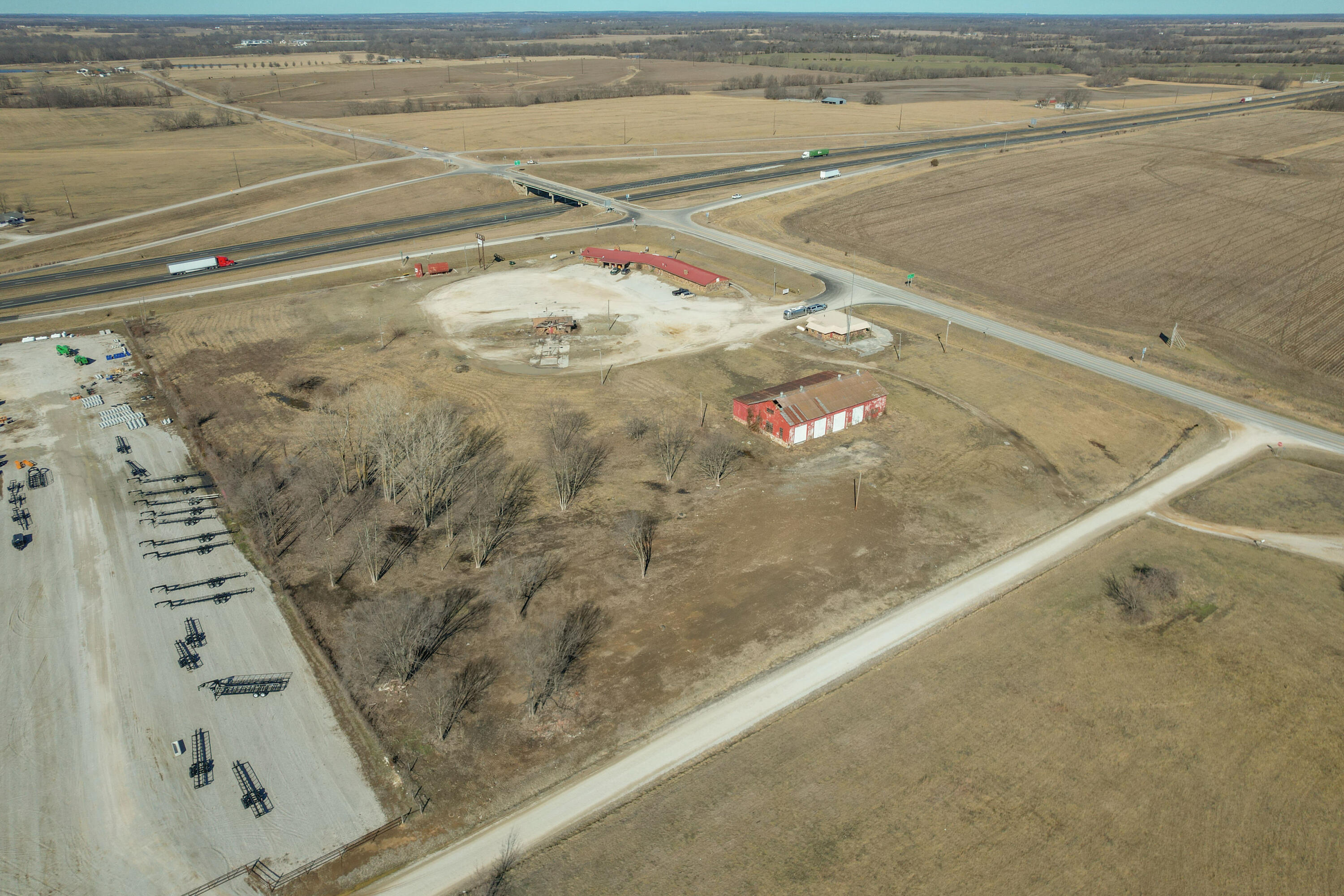 18400 East B Highway Property Photo 3