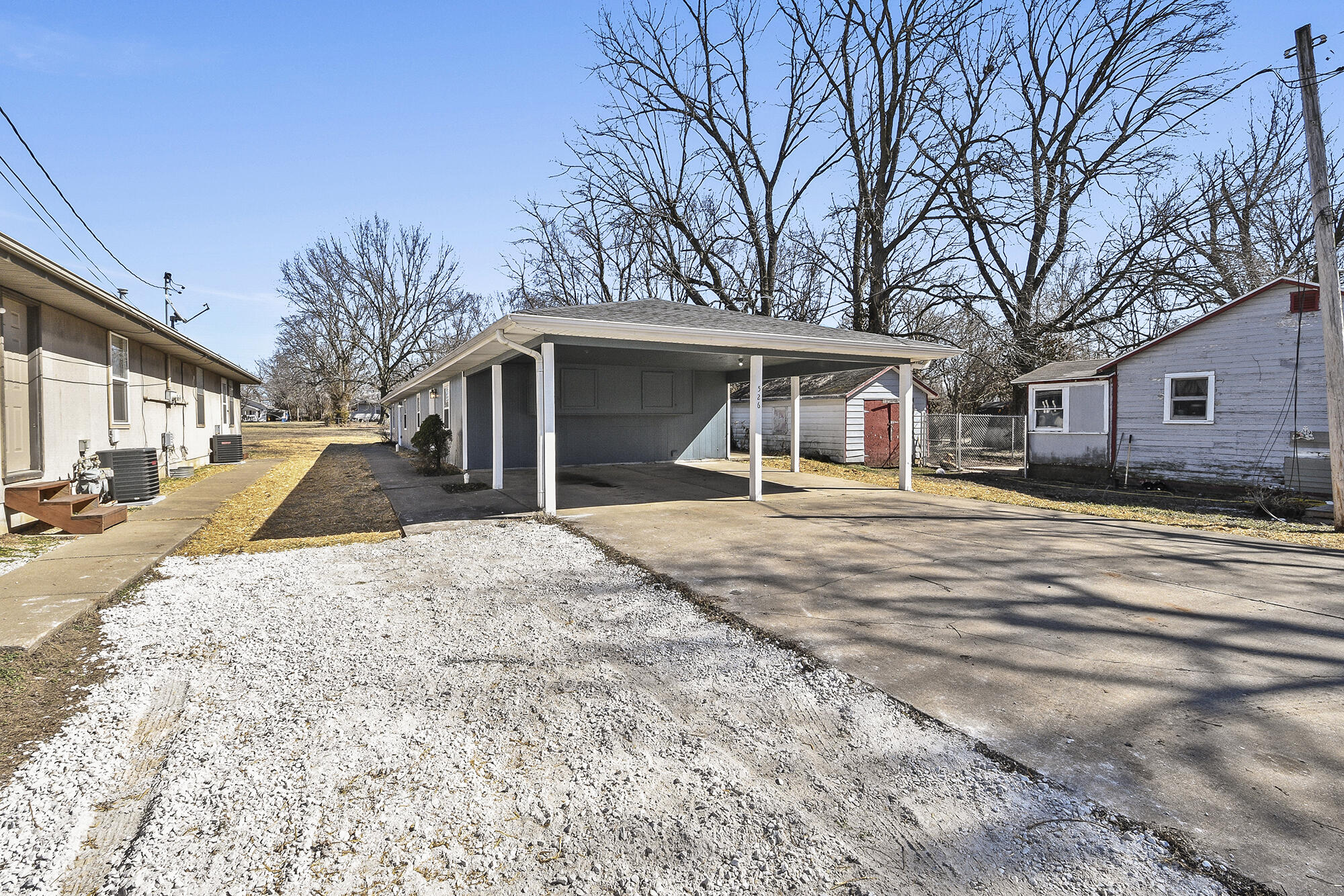 526 North Forest Avenue Property Photo 4