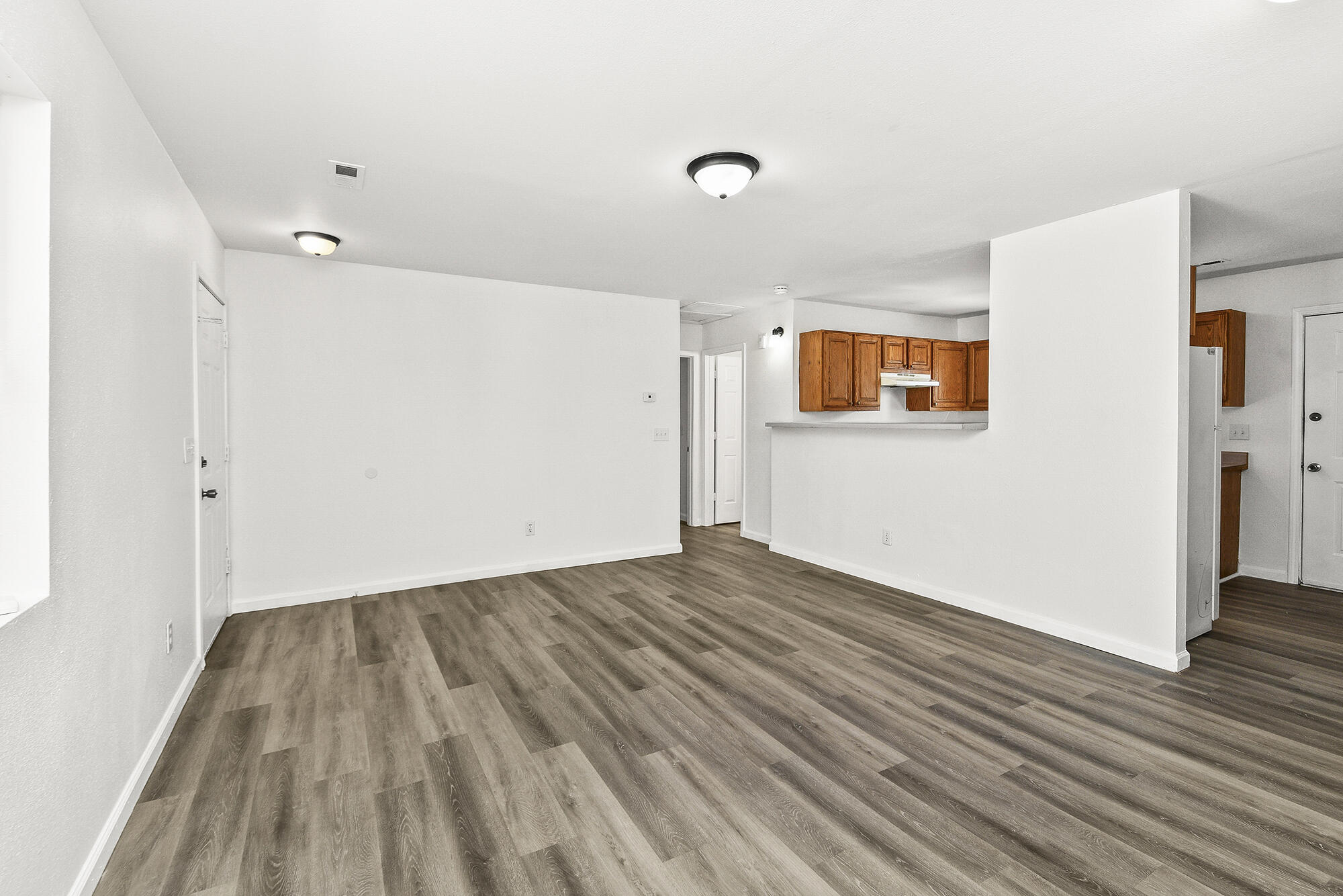 526 North Forest Avenue Property Photo 7
