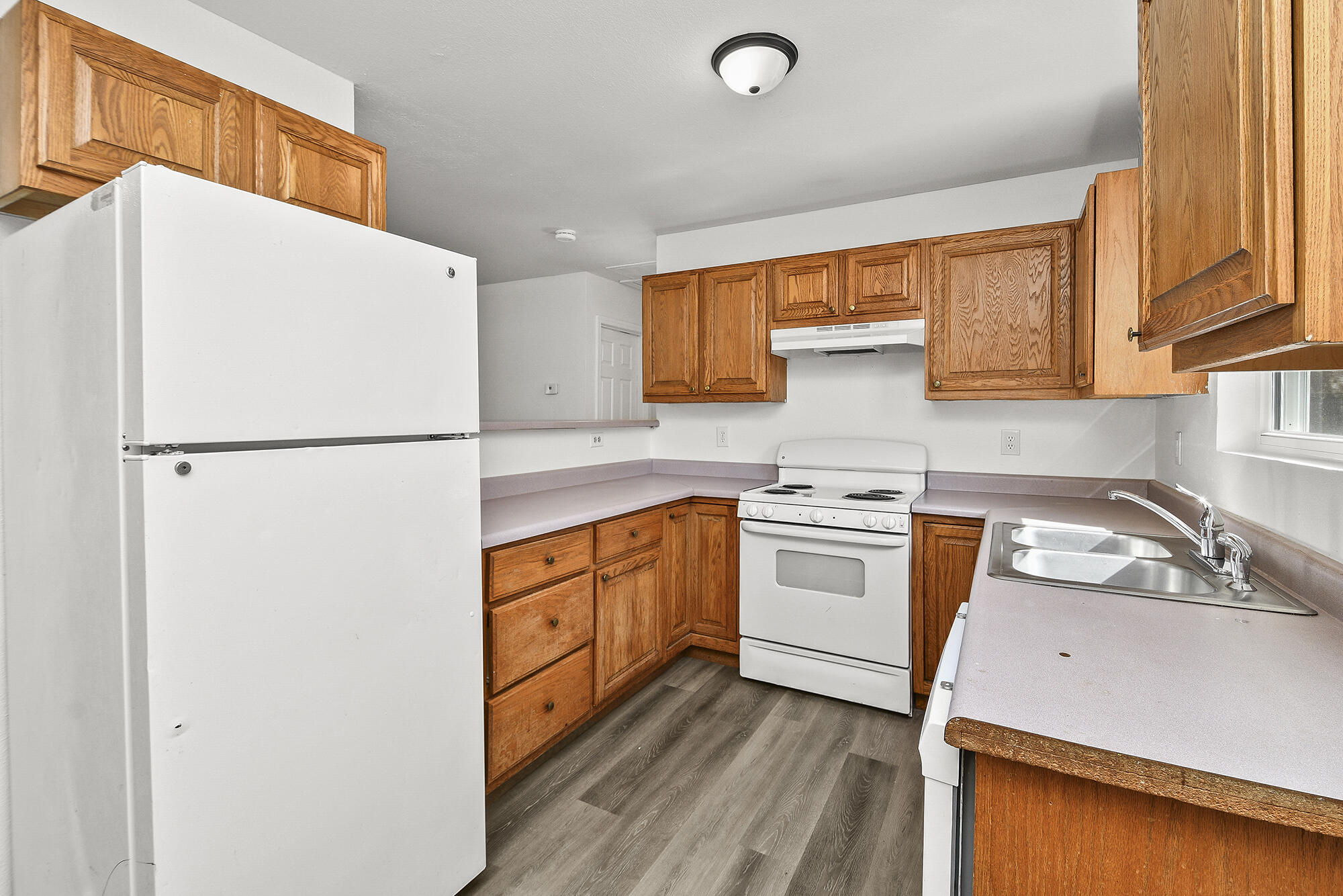 526 North Forest Avenue Property Photo 11