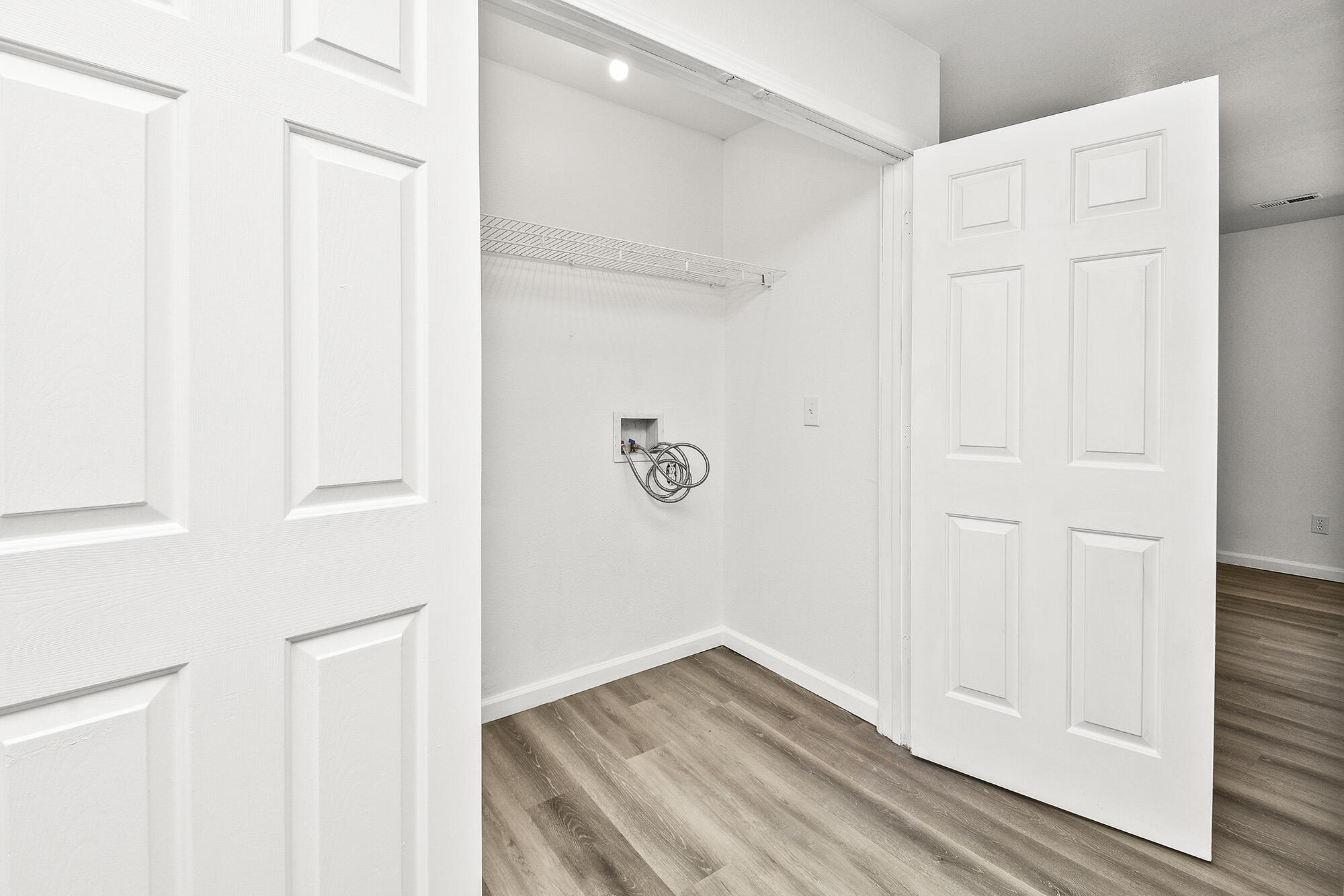 526 North Forest Avenue Property Photo 13