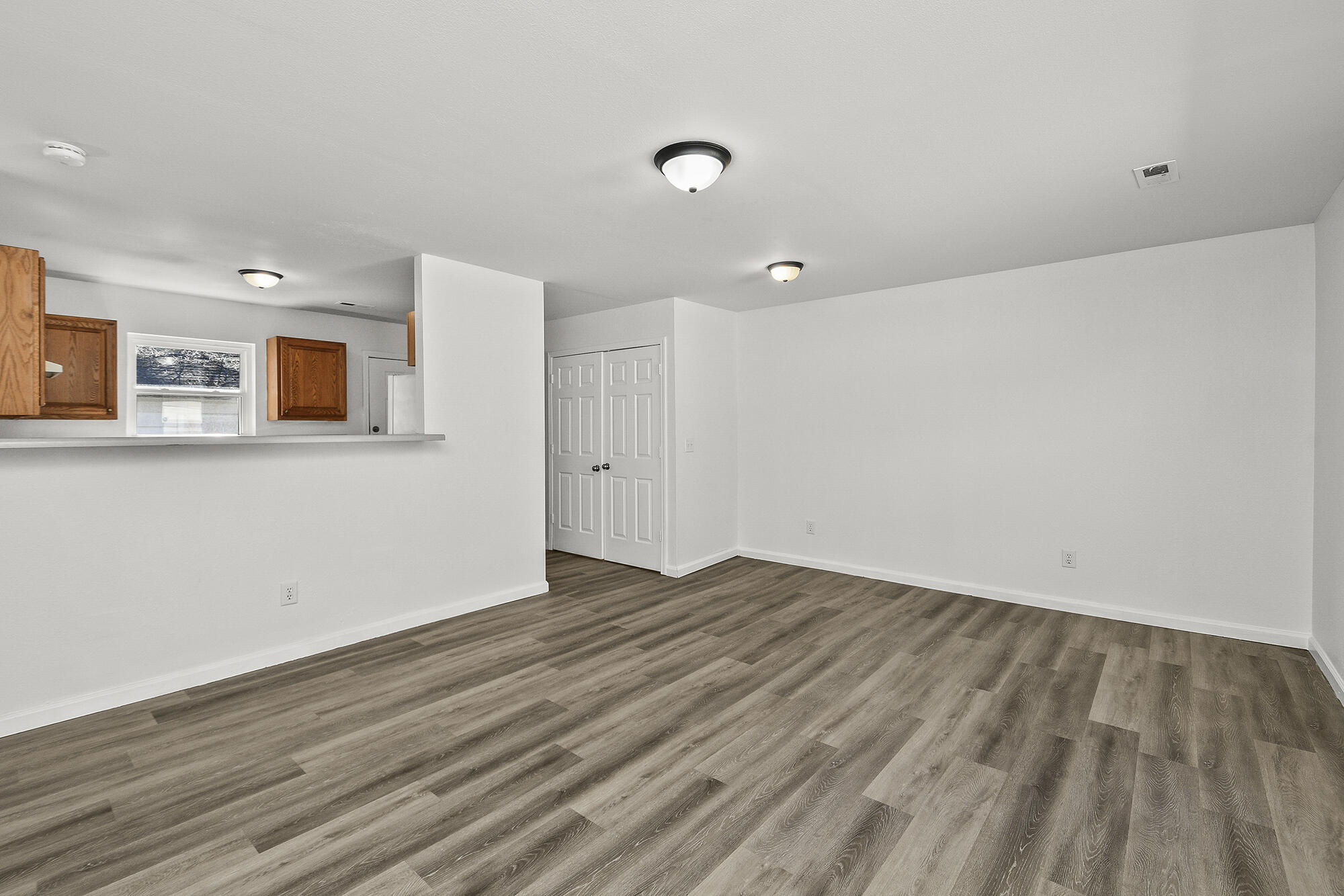 526 North Forest Avenue Property Photo 25