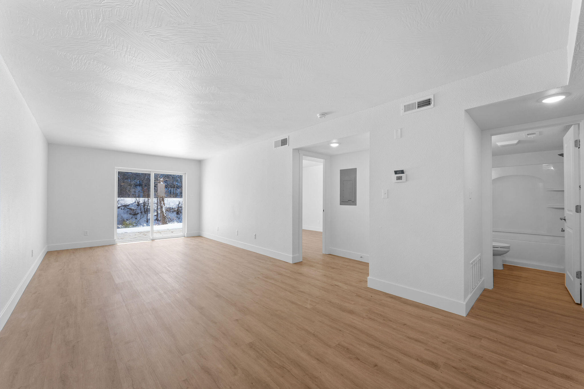 403 Veterans Boulevard Property Photo 8